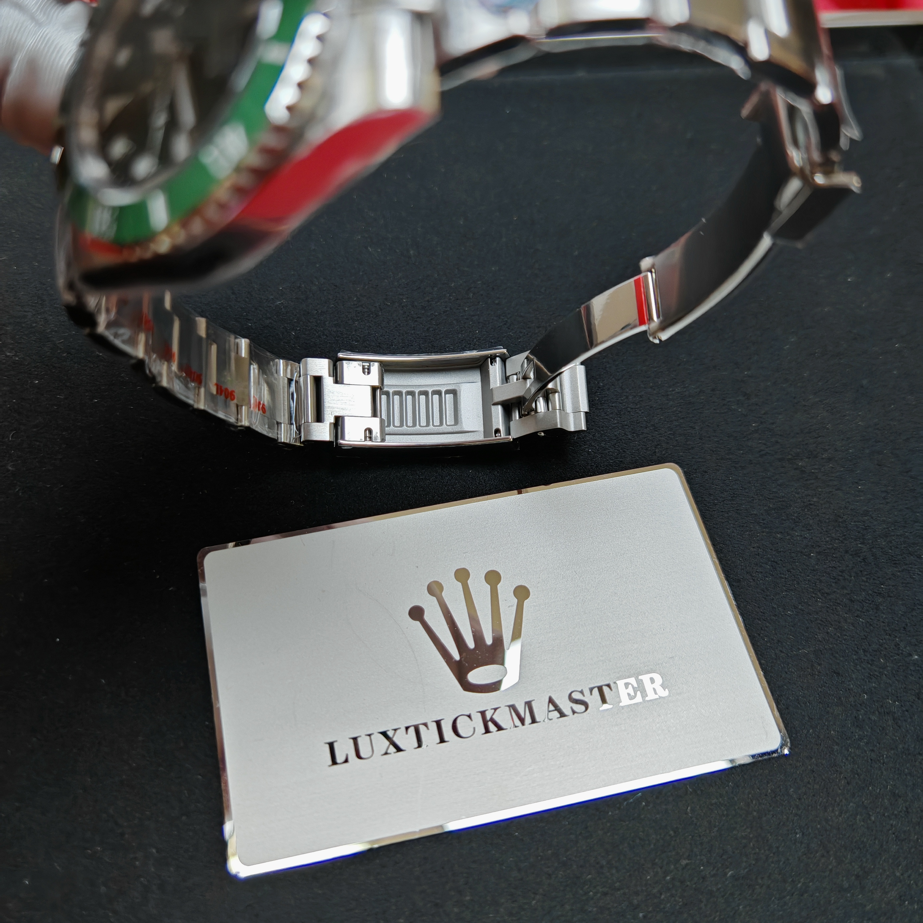 Rolex Submariner Hulk 116610LV Green Dial 40mm Super Clone