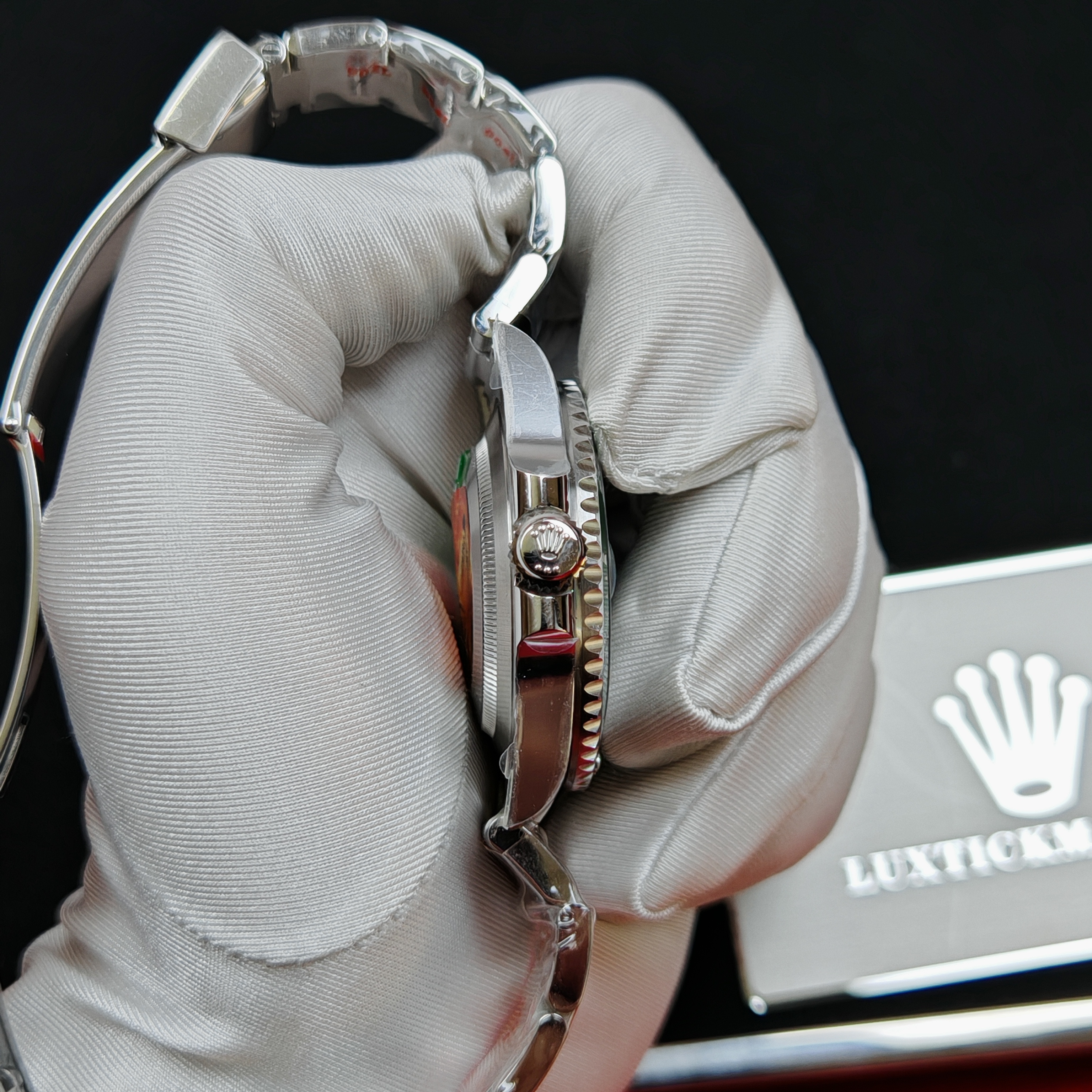 Rolex Submariner Hulk 116610LV Green Dial 40mm Super Clone