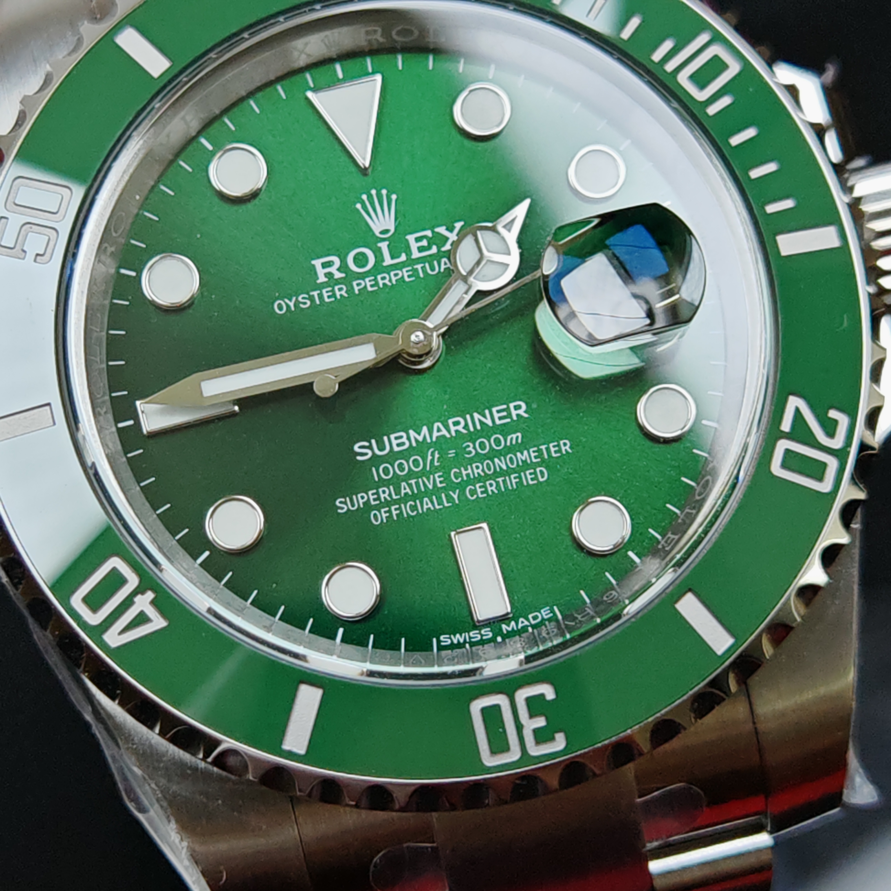 Rolex Submariner Hulk 116610LV Green Dial 40mm Super Clone