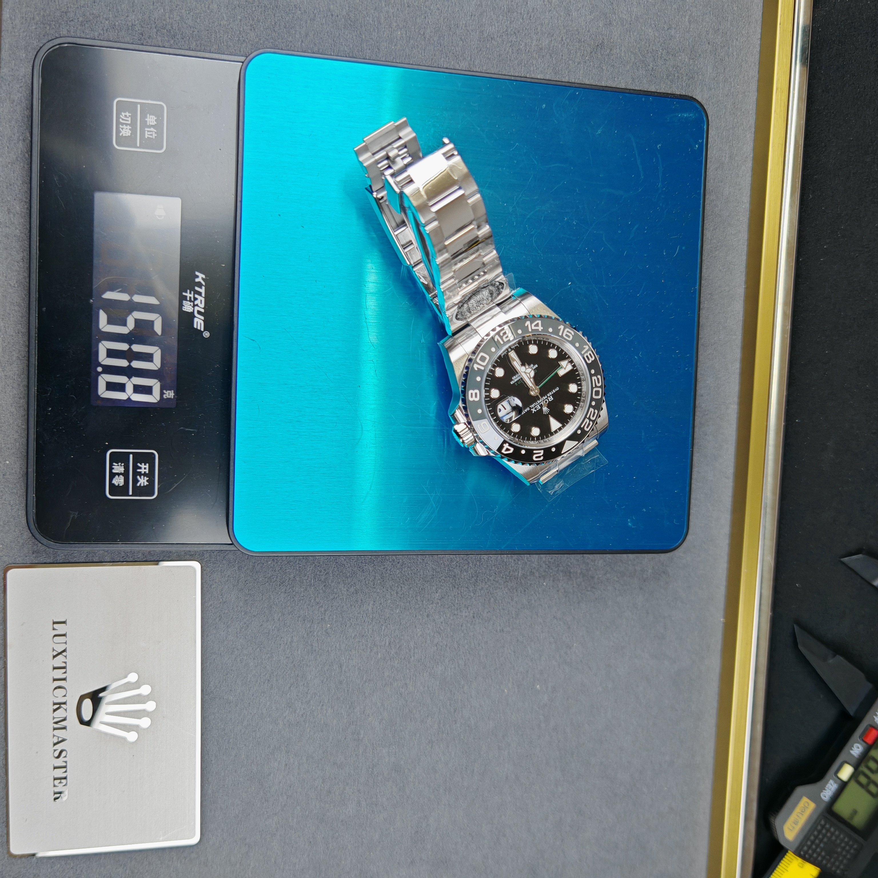 Rolex Bruce Wayne GMT Master II 126710grnr-0004 Black/Grey two-tone ceramic bezel Stainless Steel on Oyster (40mm) Super Clone