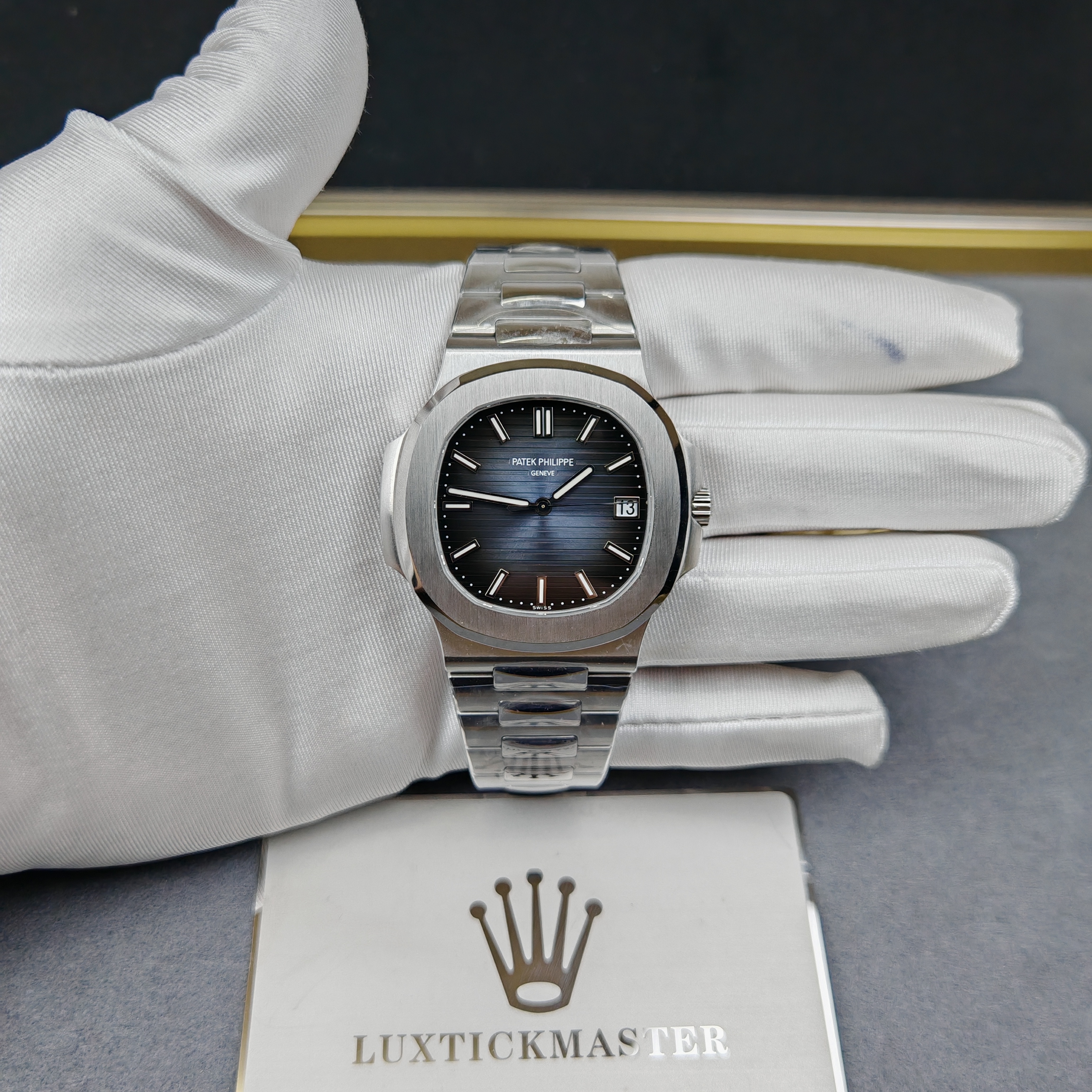 Super Clone 1:1 Patek Philippe Nautilus 5811 – Blue Dial / Full Stainless Steel