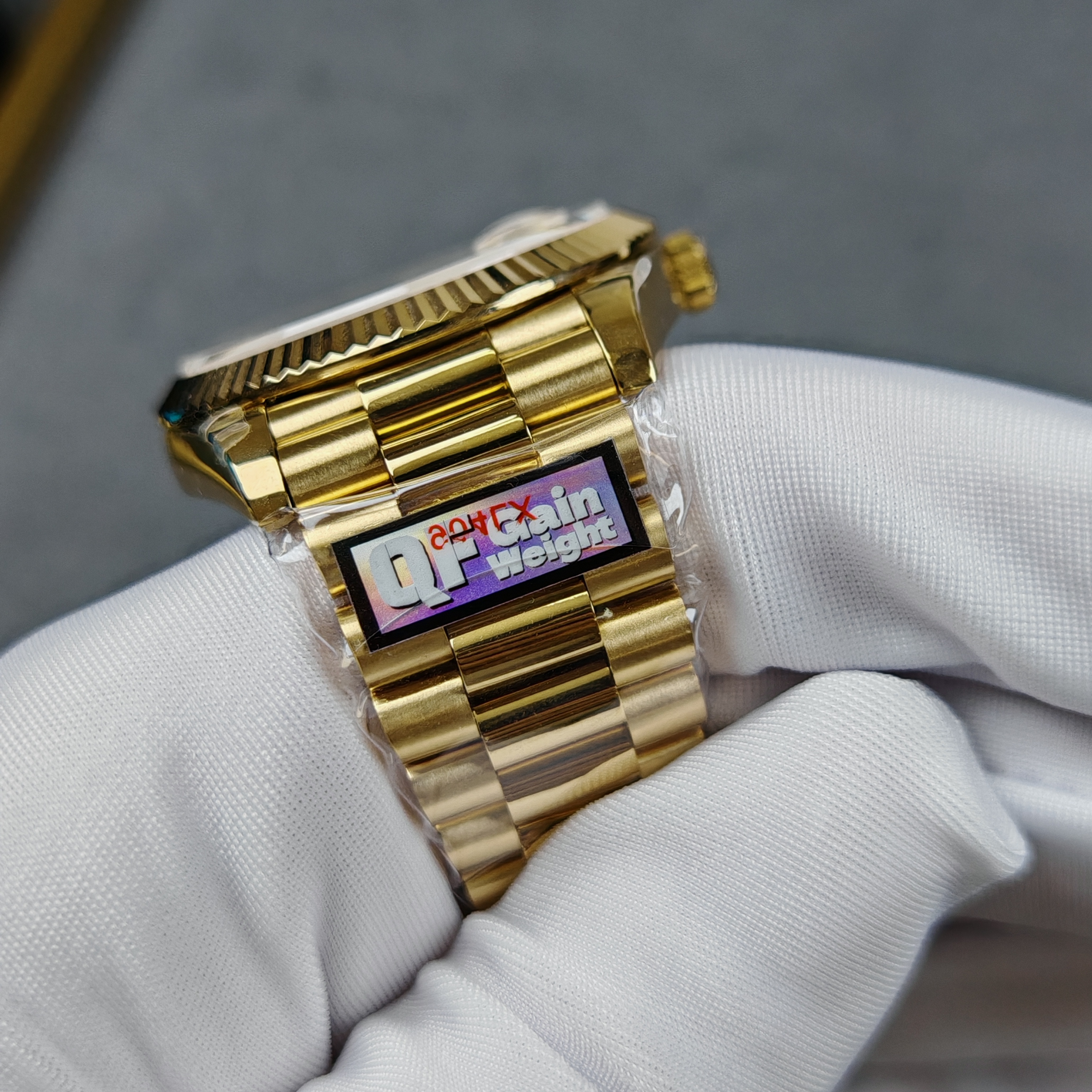 Rolex Day-Date m228238-0006 Yellow gold with Gold Dial(Roman Numerals) President bracelet (40mm) Super Clone