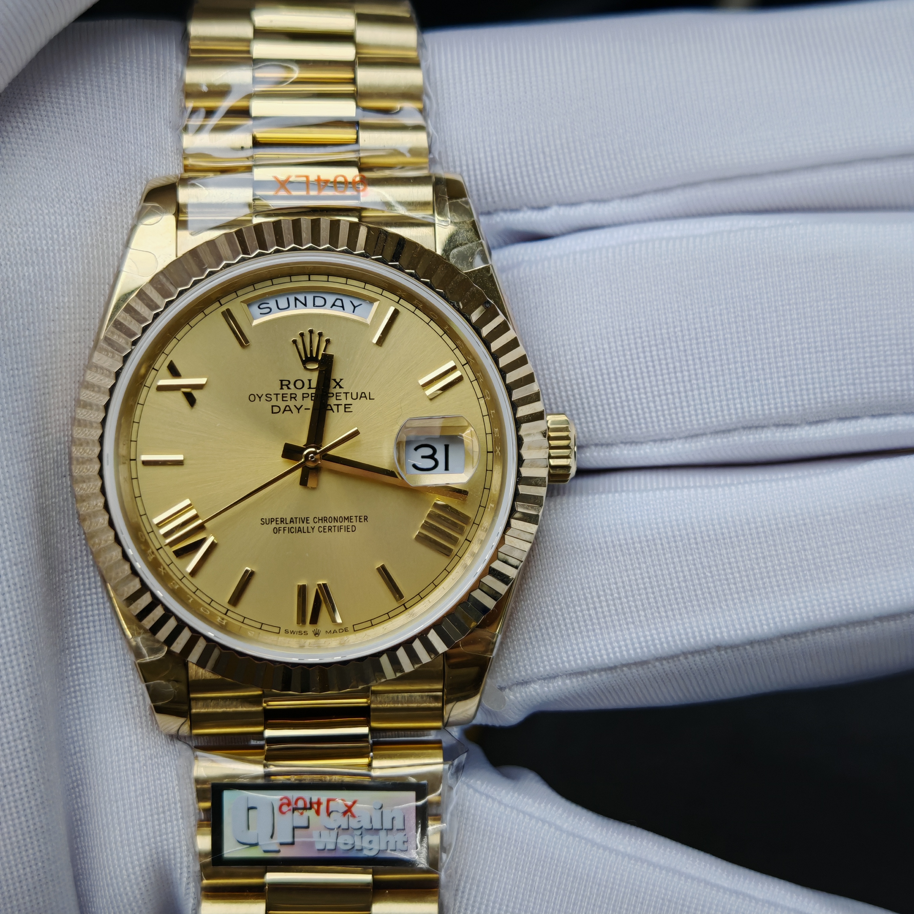 Rolex Day-Date m228238-0006 Yellow gold with Gold Dial(Roman Numerals) President bracelet (40mm) Super Clone