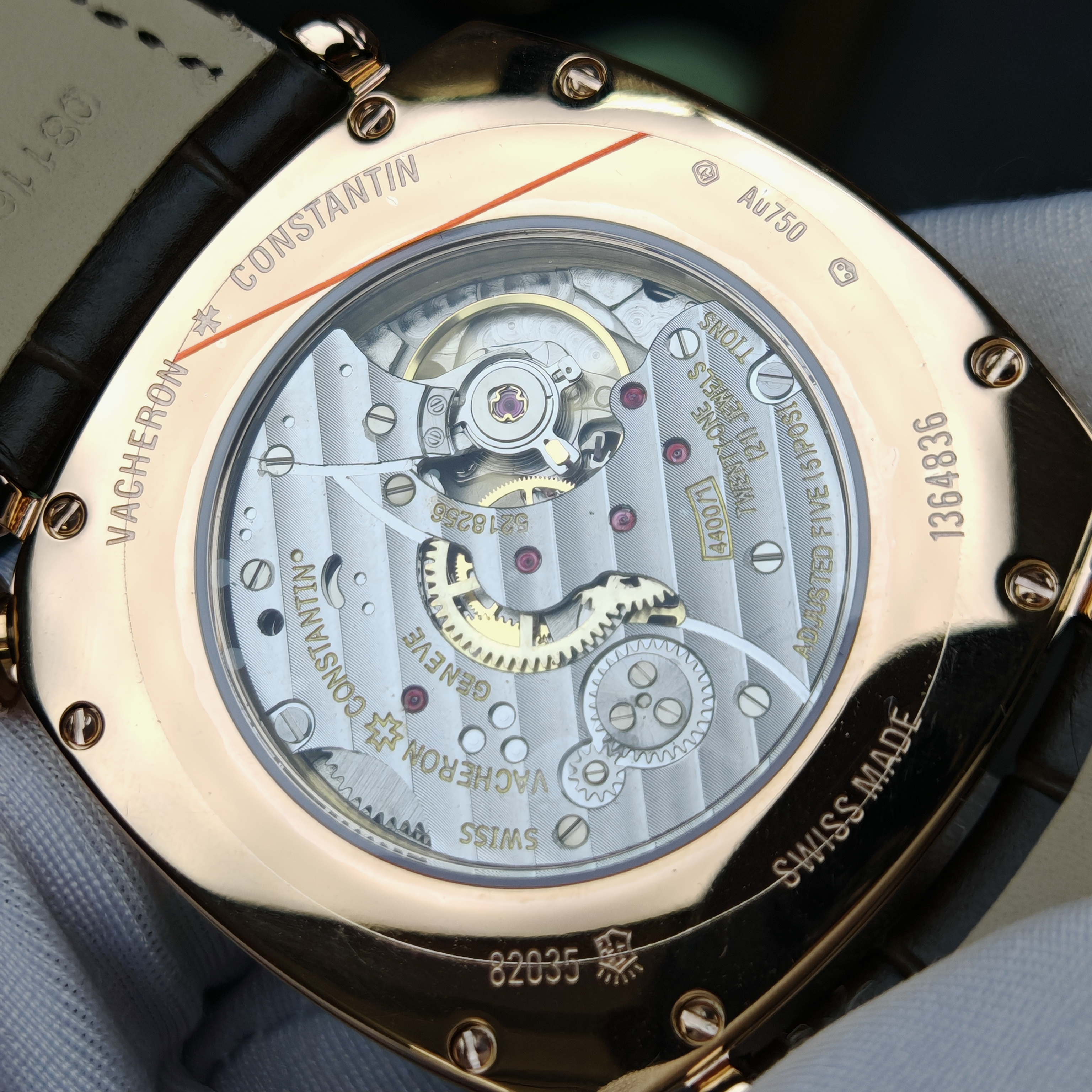 Super Clone Vacheron Constantin 82035/000R-9359 40X40mm