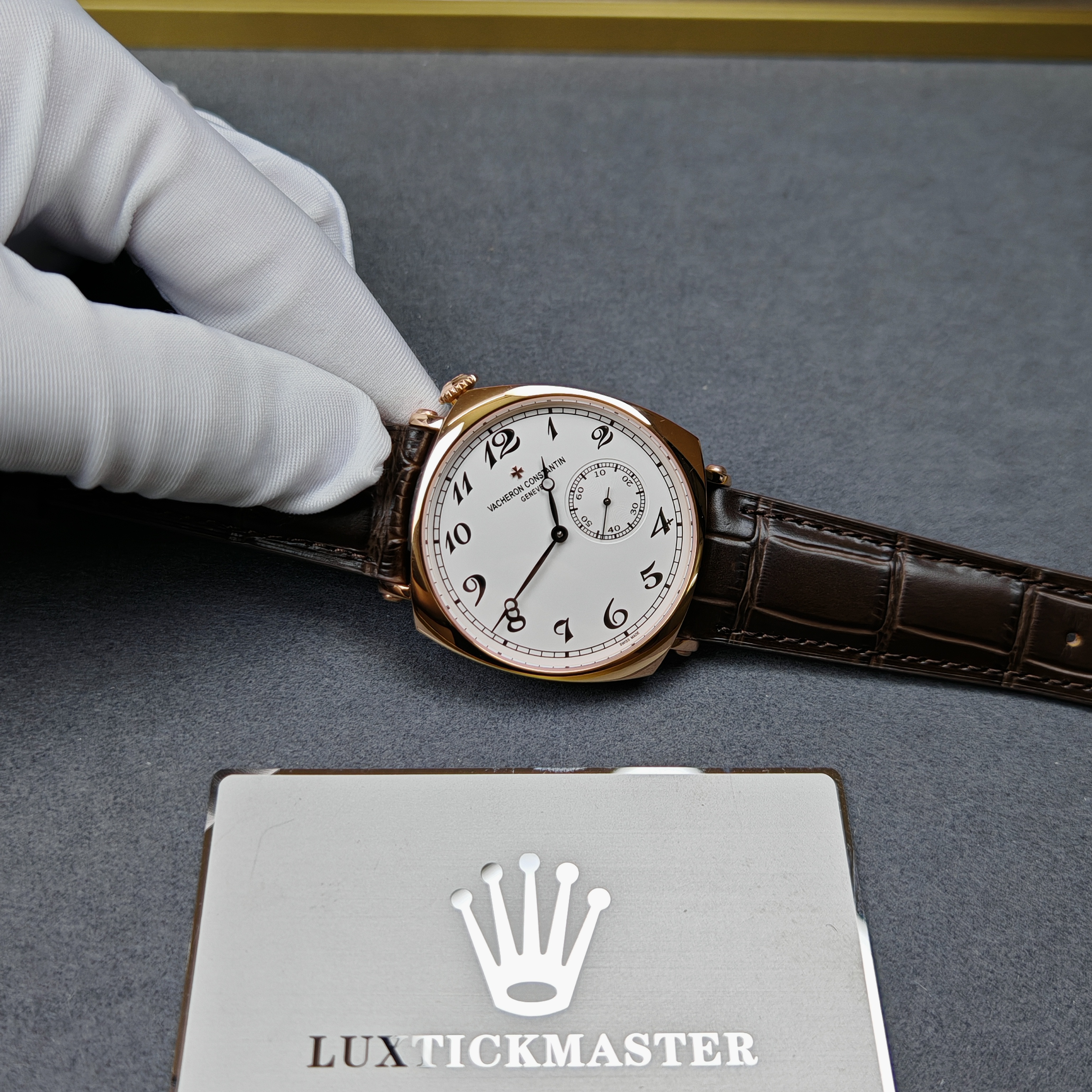 Super Clone Vacheron Constantin 82035/000R-9359 40X40mm