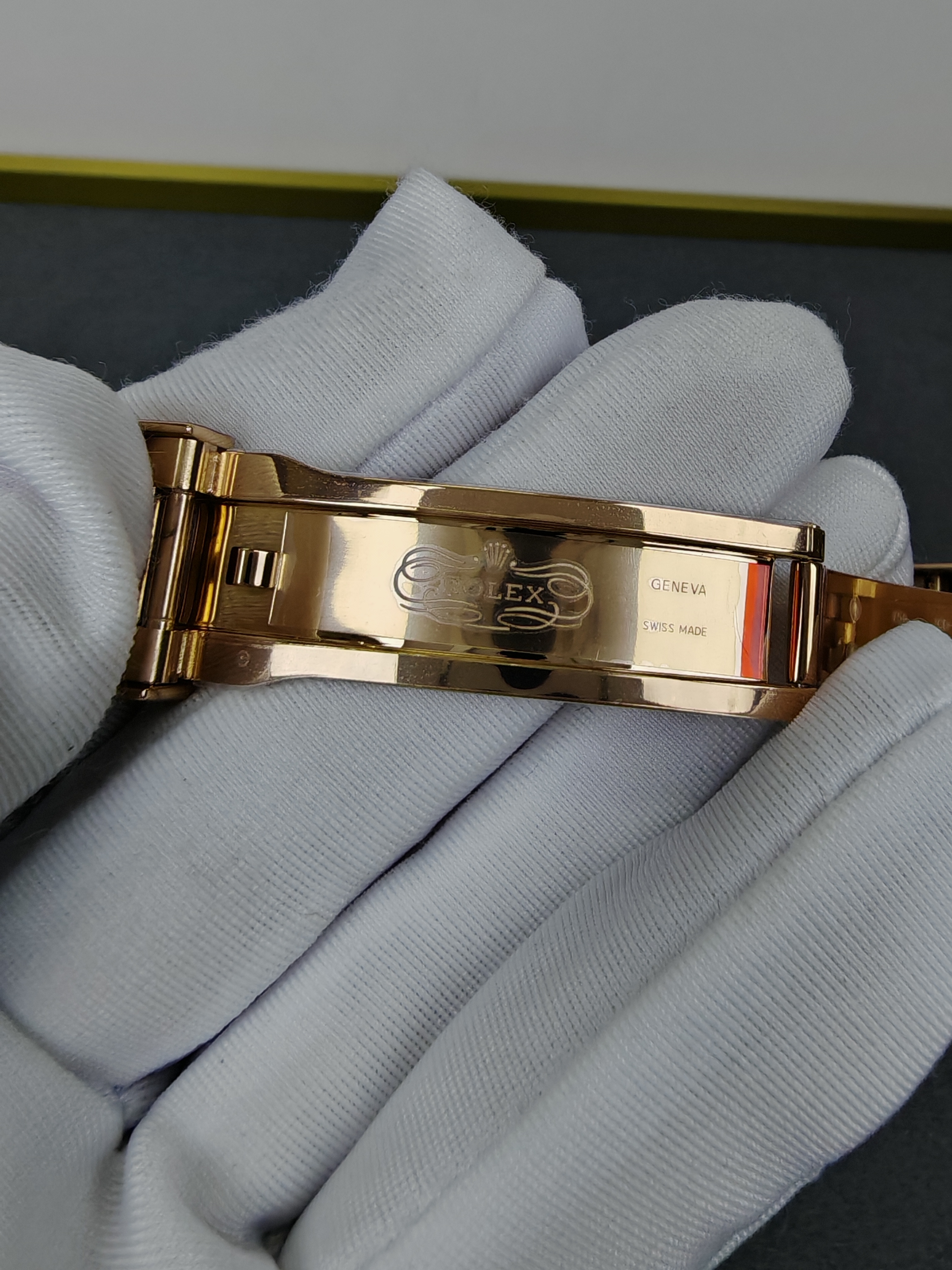 Rolex Super Clone Watches 1:1 Daytona Diamond m116515LN-0057 4130 Movement