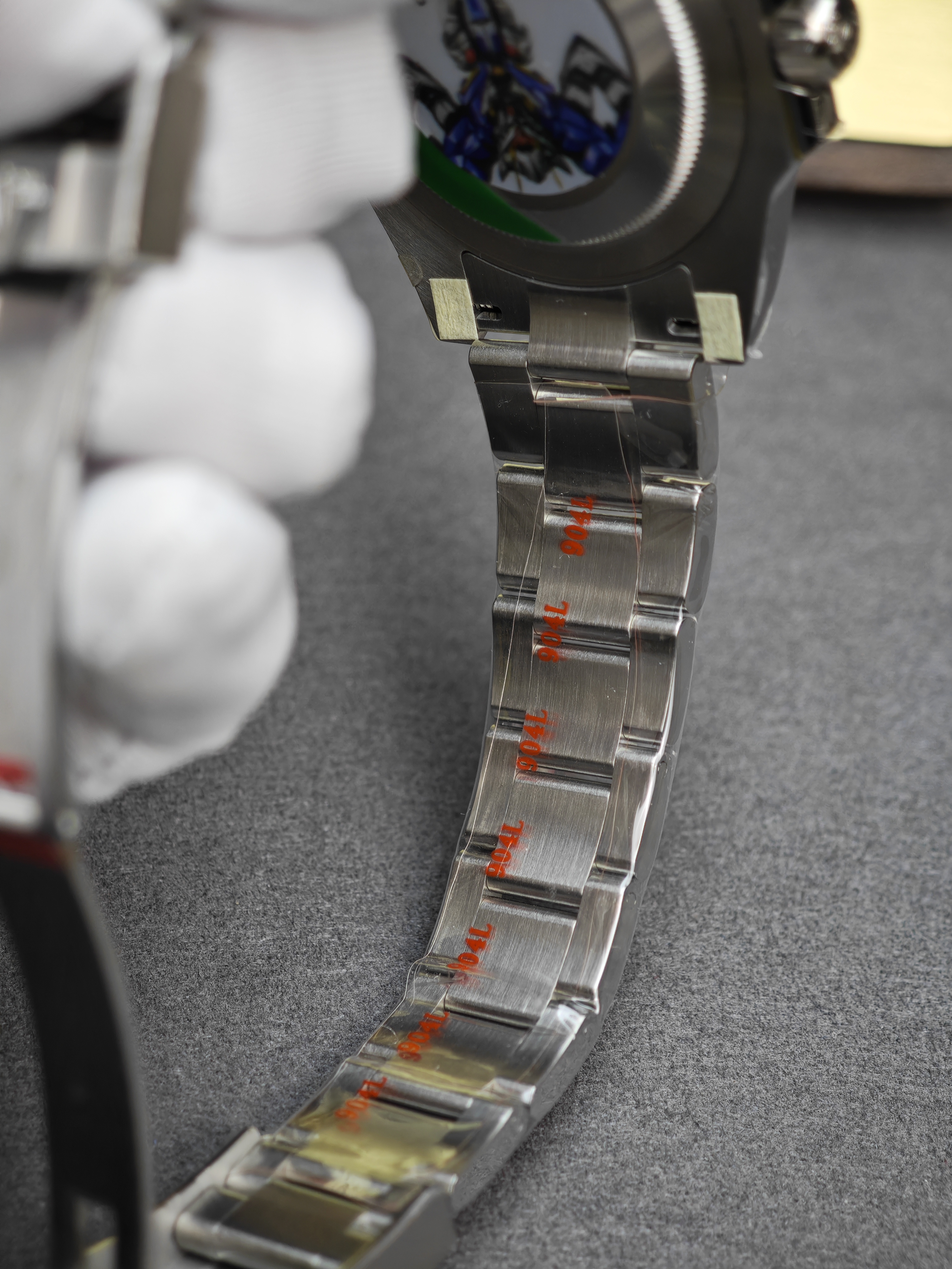 Rolex Bruce Wayne GMT Master II 126710grnr-0004 Black/Grey two-tone ceramic bezel Stainless Steel on Oyster (40mm) Super Clone