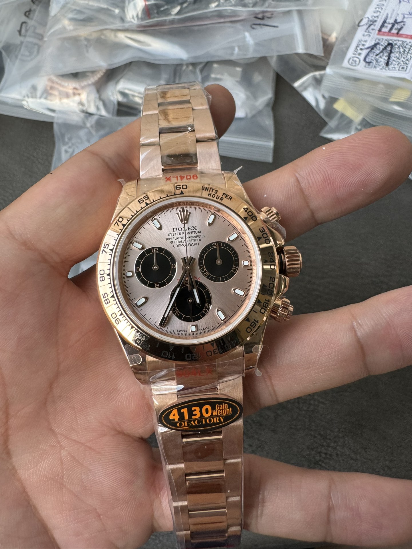 Super Clone Rolex 1:1 Daytona 116505 Rose Gold Pink Dial Black Sub-Dials | 4130 Movement