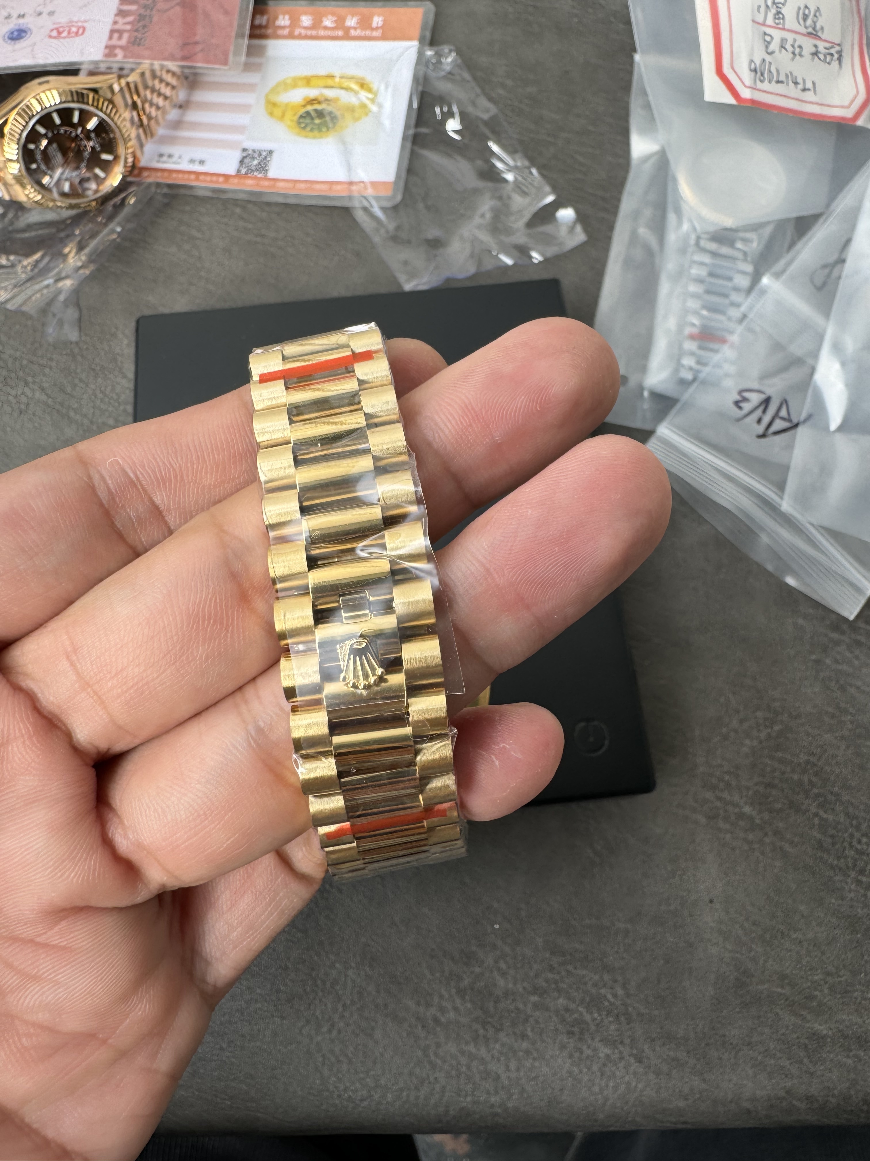 Super Clone Rolex Day-Date 40mm – Iconic Green Dial with Gold President Bracelet