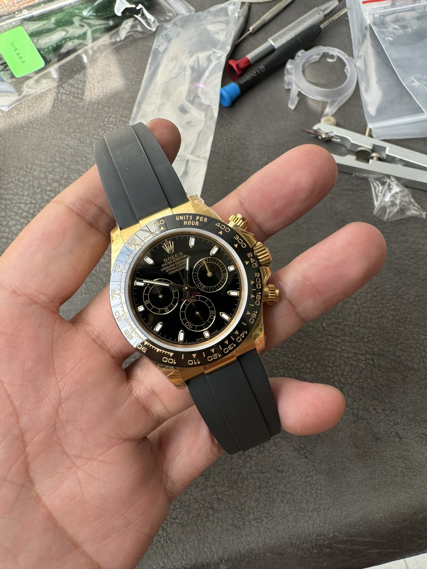 Super Clone Rolex 1:1 Daytona 116518LN Black Dial Gold Case Oysterflex | 4130 Movement