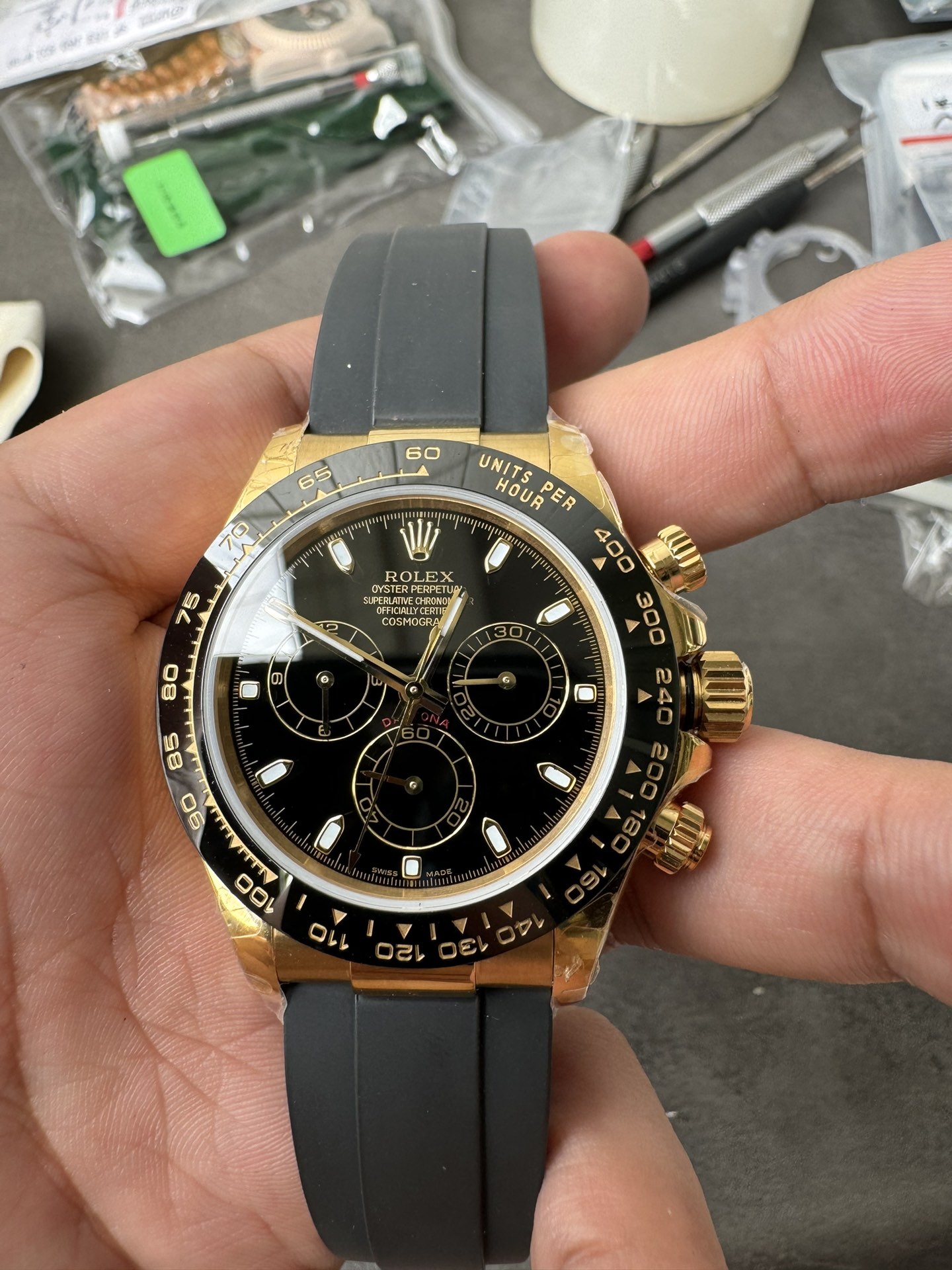 Super Clone Rolex 1:1 Daytona 116518LN Black Dial Gold Case Oysterflex | 4130 Movement