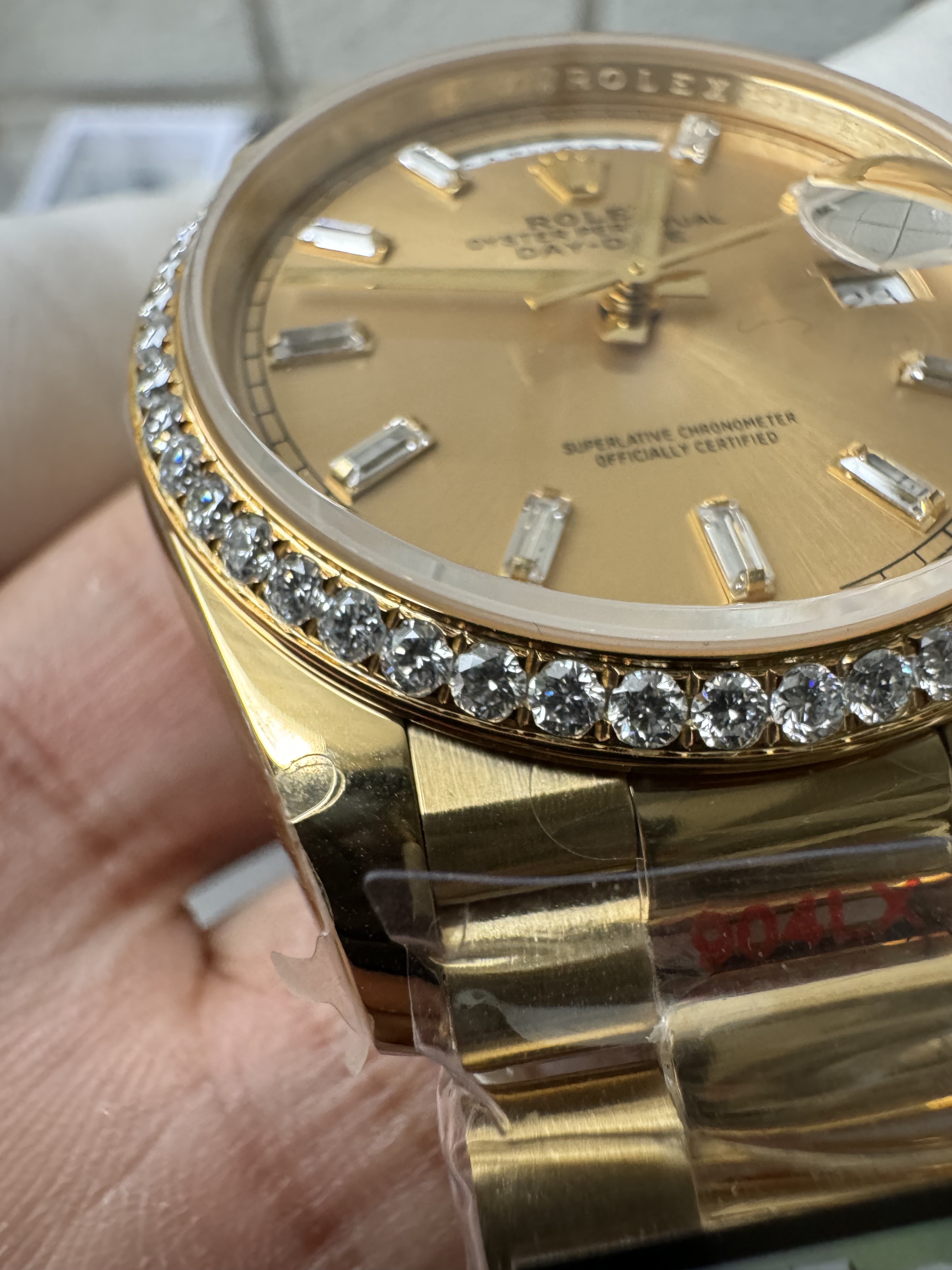 Luxury Gold Day-Date 40mm | Champagne Dial & Diamond Bezel | 1:1 Super Clone