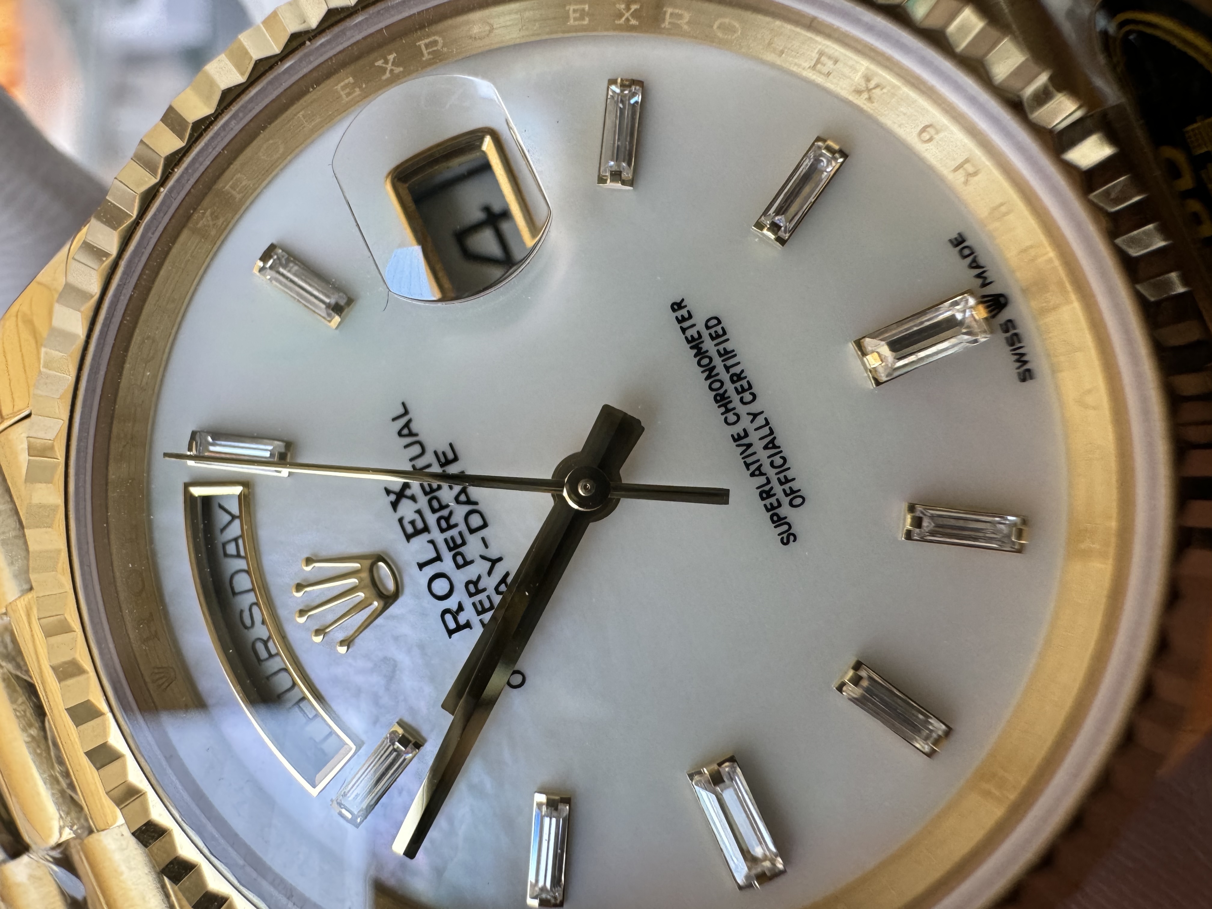 Super Clone Rolex 1:1 Day-Date 228238 Champagne Diamond Dial President Watch