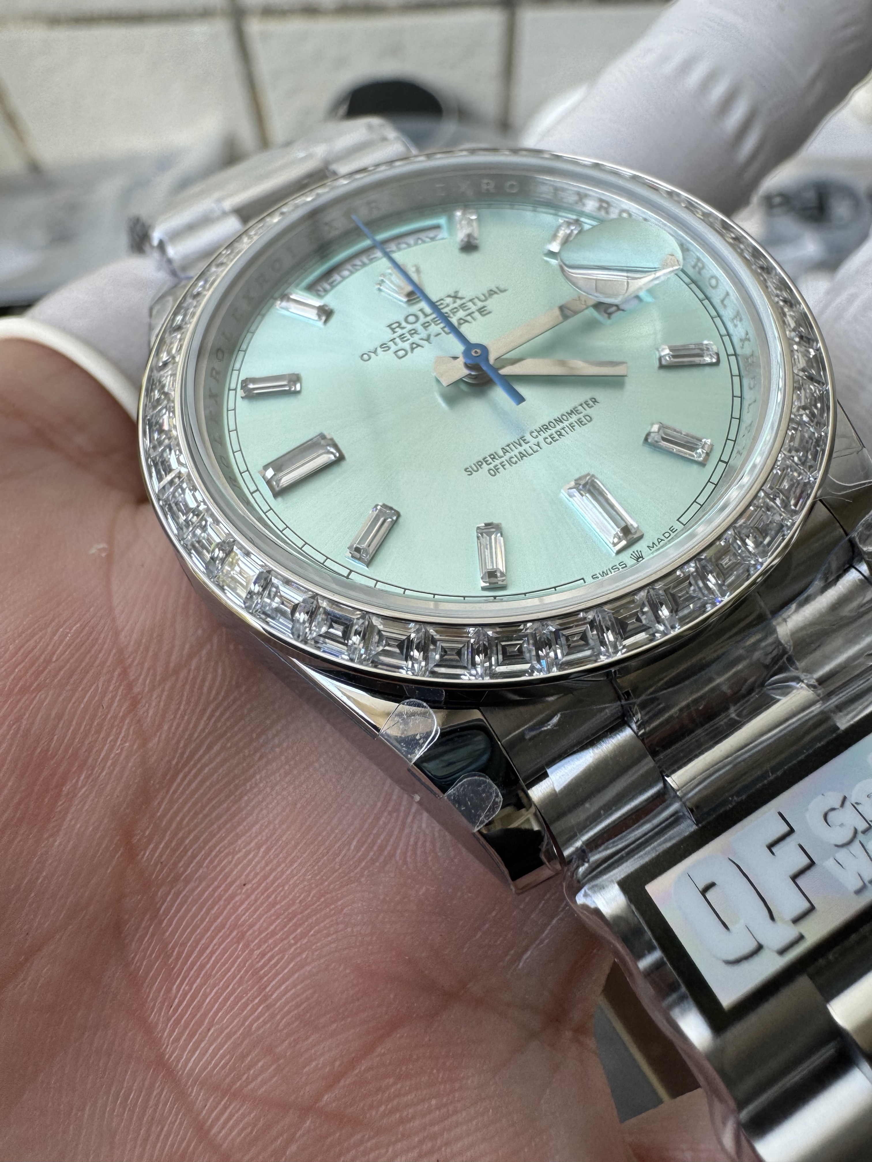 Super Clone Rolex 1:1 Day-Date 228206 Ice Blue Platinum Diamond Bezel Watch