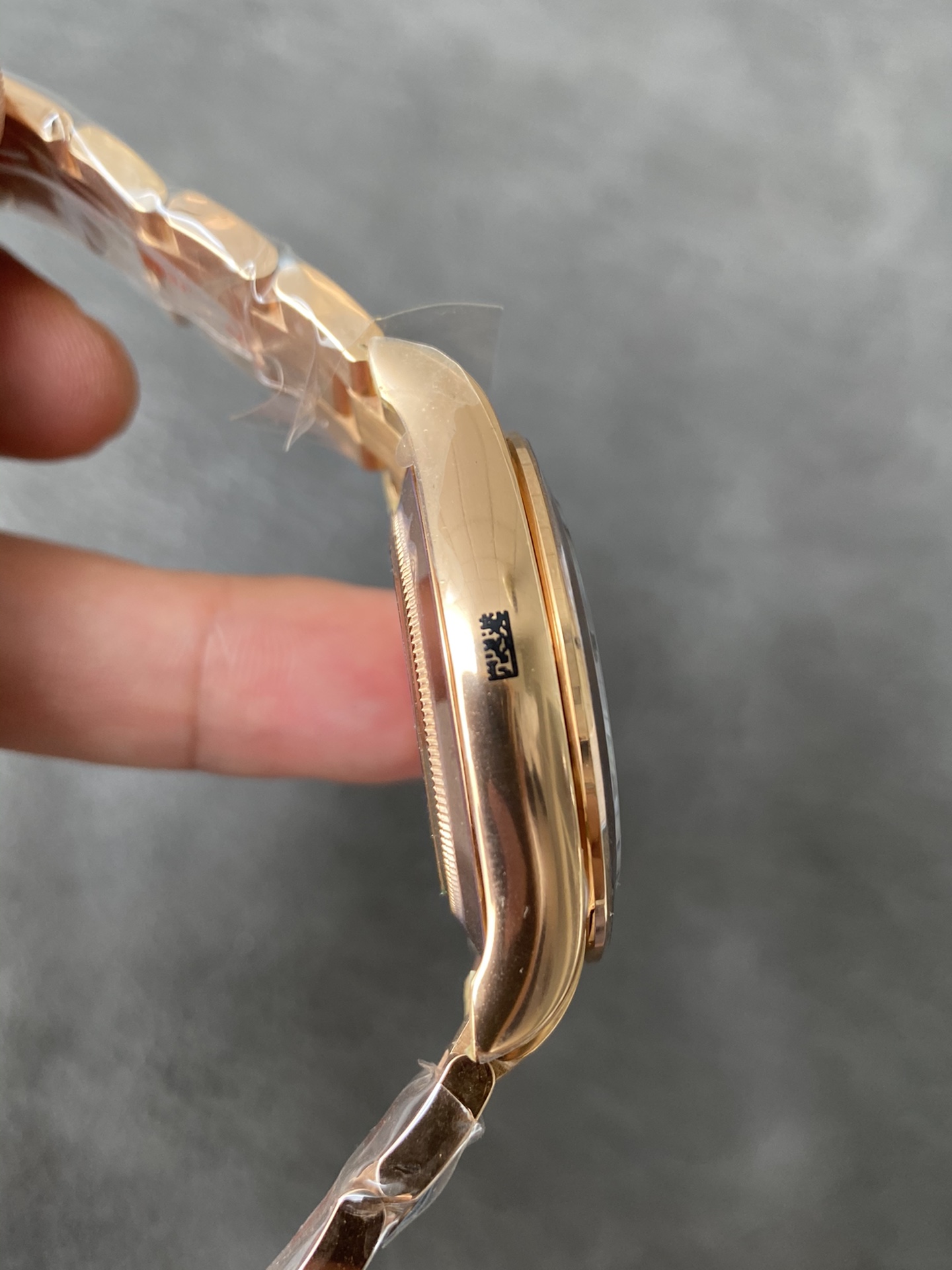 Super Clone Rolex 1:1 Daytona 116505 Black Dial Rose Gold  4130 Movement