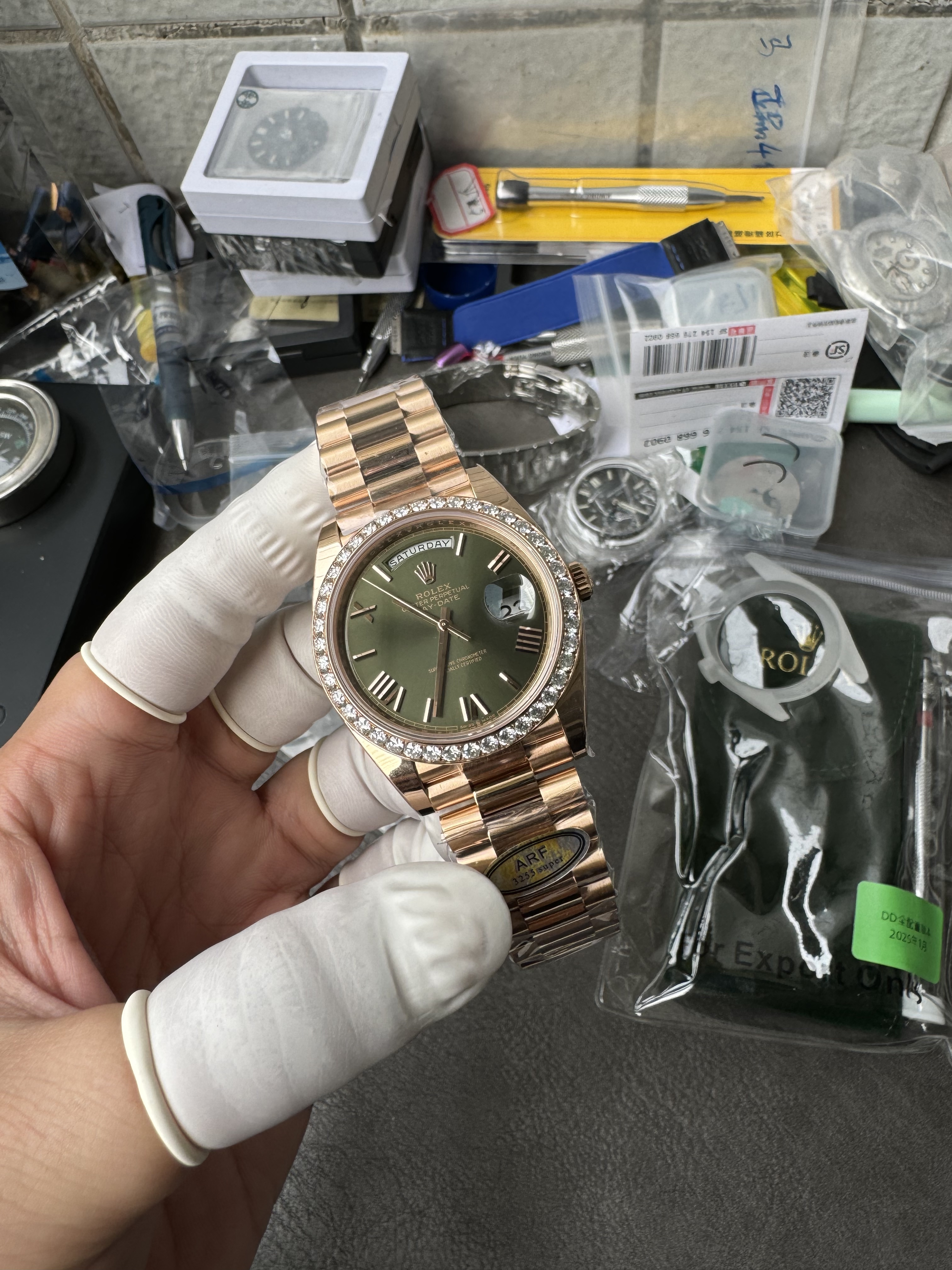 Super Clone Rolex 1:1 Day-Date 228235 Olive Green Dial Diamond Bezel President