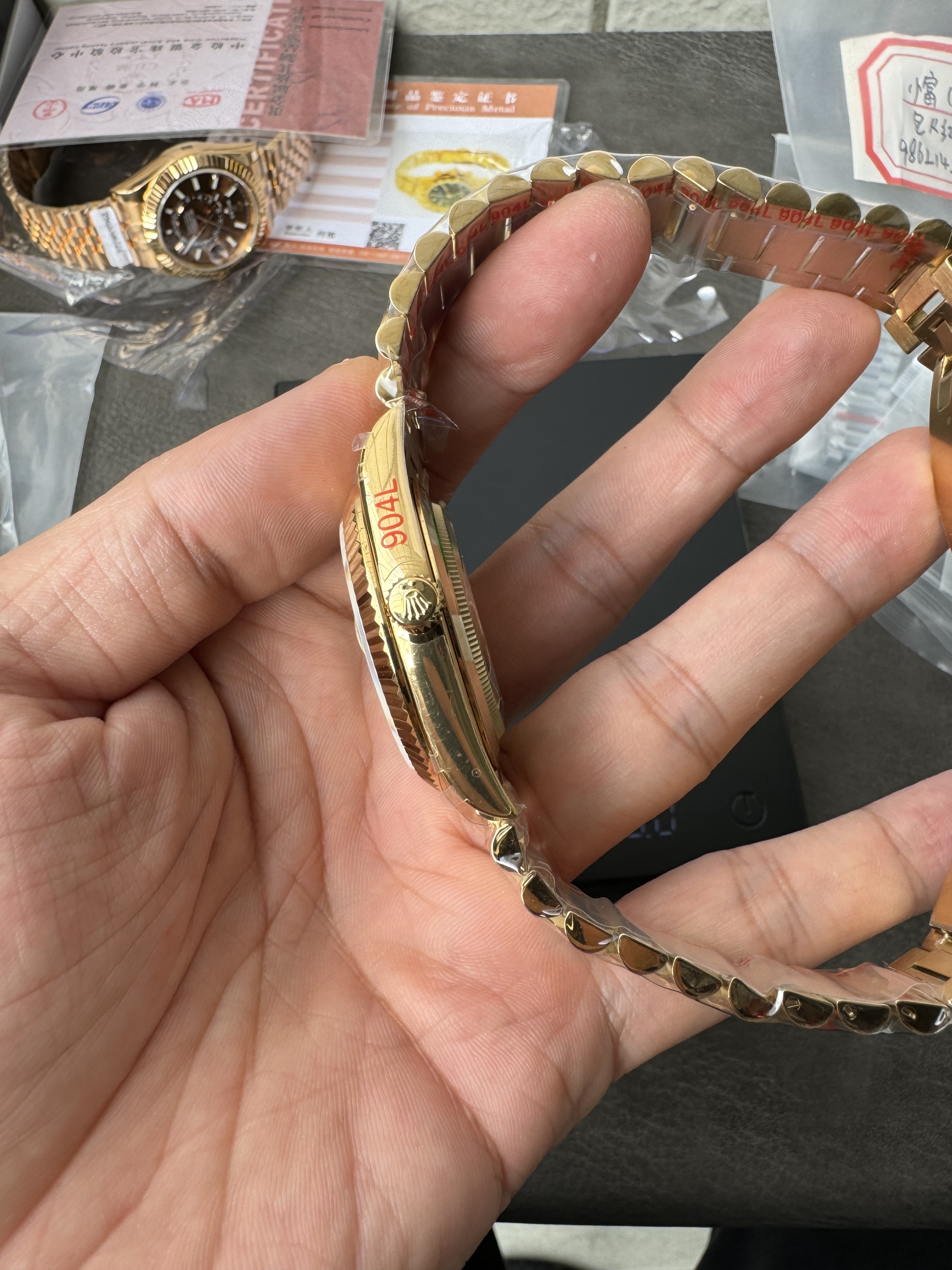 Super Clone Rolex Day-Date 40mm – Iconic Green Dial with Gold President Bracelet