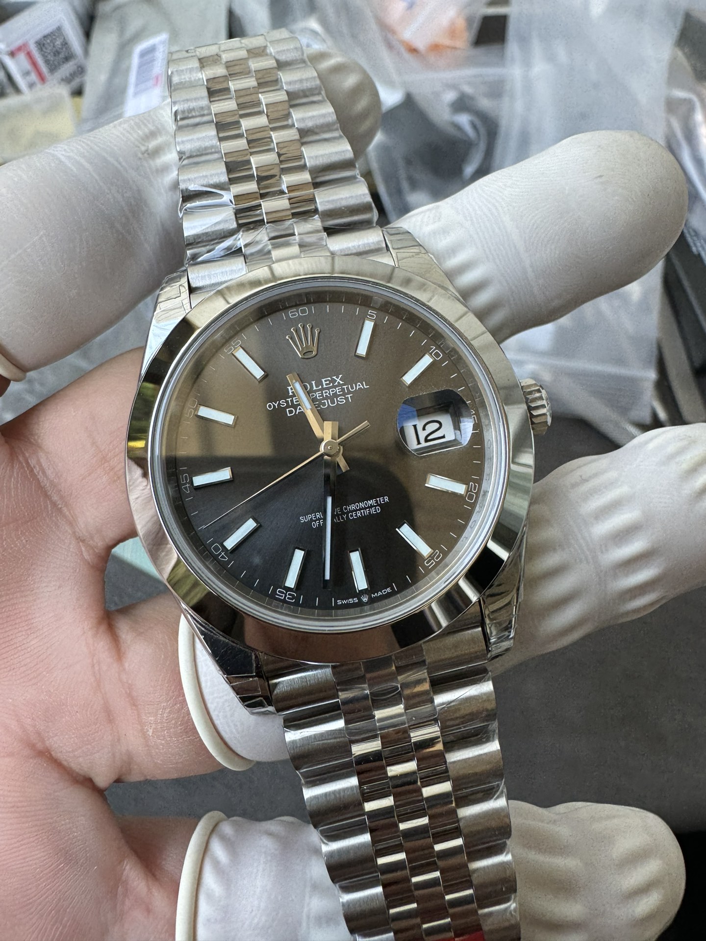 Super Clone 1:1 Rolex Datejust 41mm m126334 | Slate Sunburst Dial | Fluted Bezel | Jubilee Bracelet | 3235 Movement