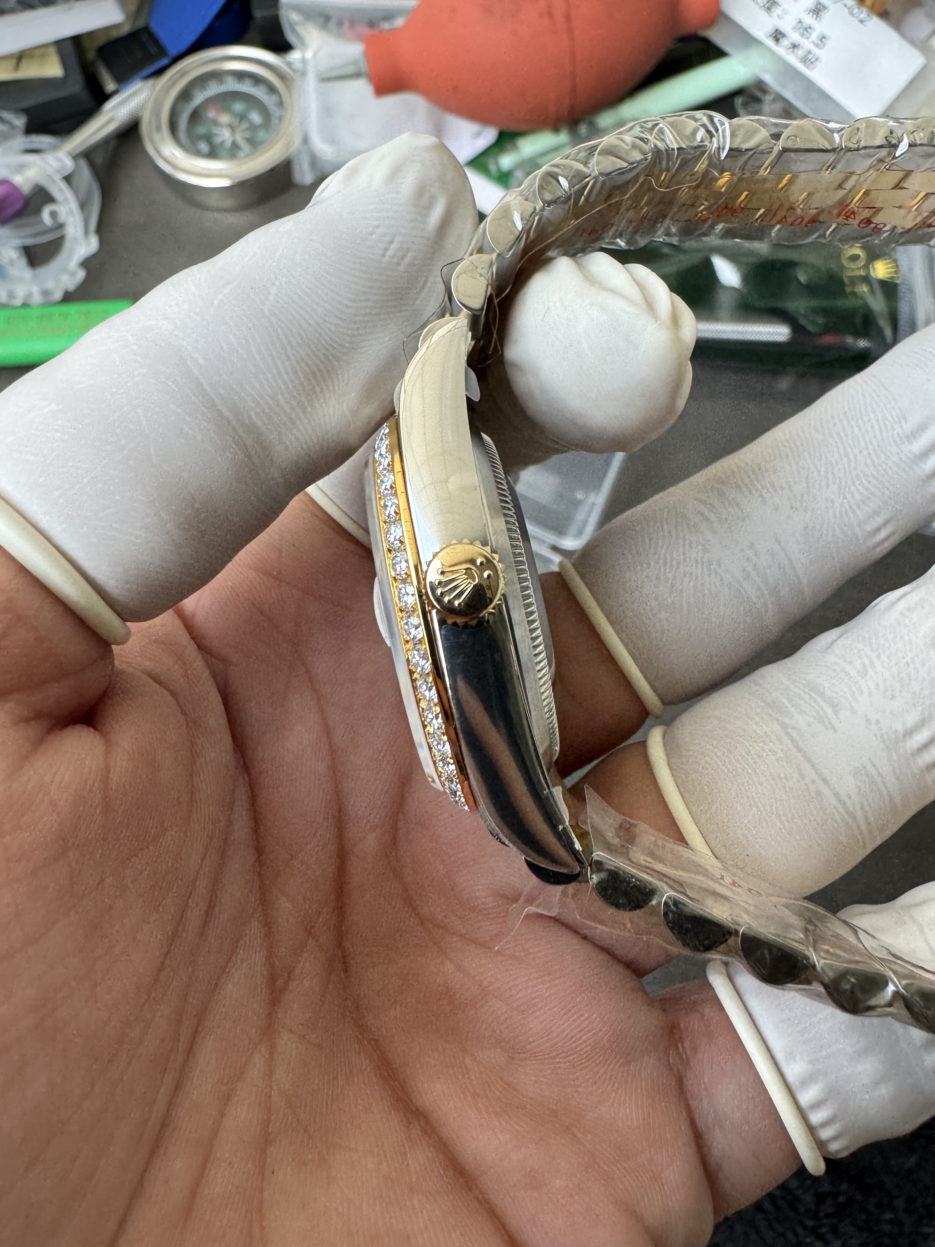 Super Clone 1:1 Rolex Datejust 36mm Olive Green Roman Dial Diamond Bezel – Ref. m126233 | 3235 Movement | Two-Tone Jubilee Bracelet