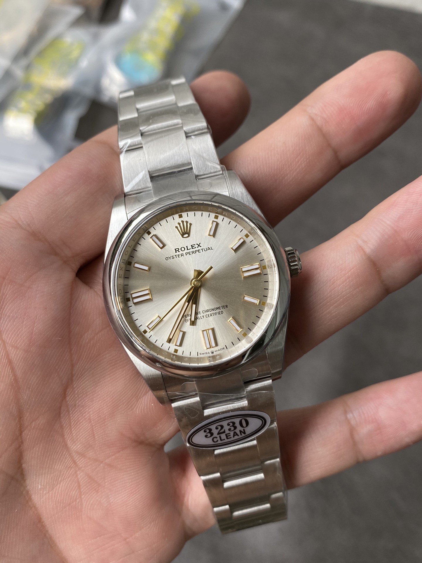 Super Clone Rolex 1:1 Oyster Perpetual 124300 Champagne Dial 41mm  3230 Movement