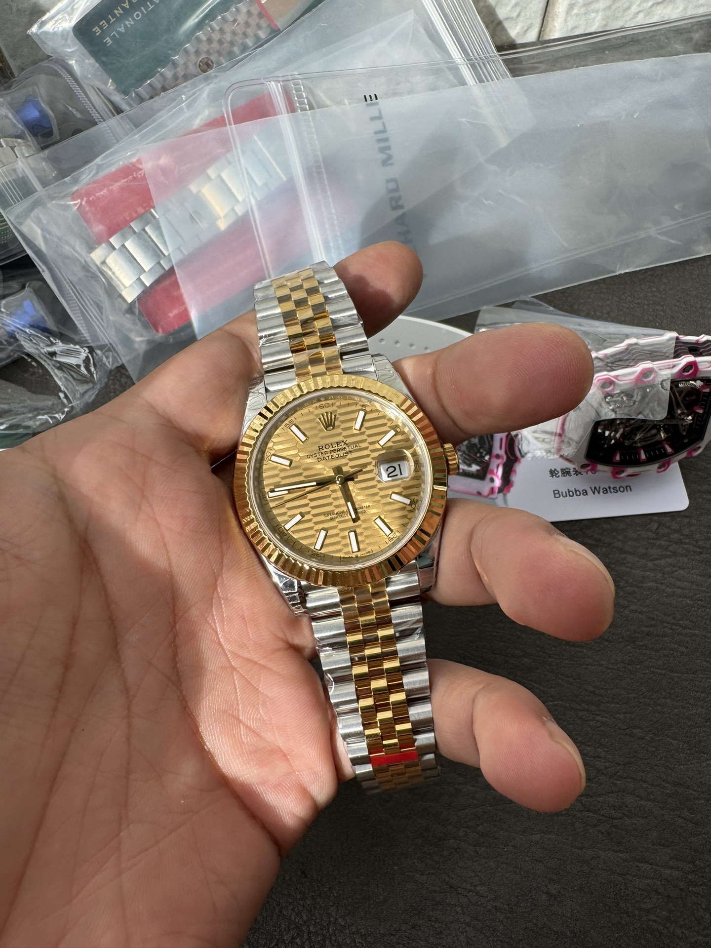 Super Clone Rolex 1:1 Datejust 126233 3235 Movement – Gold Brick Pattern Dial & Two-Tone Jubilee Bracelet