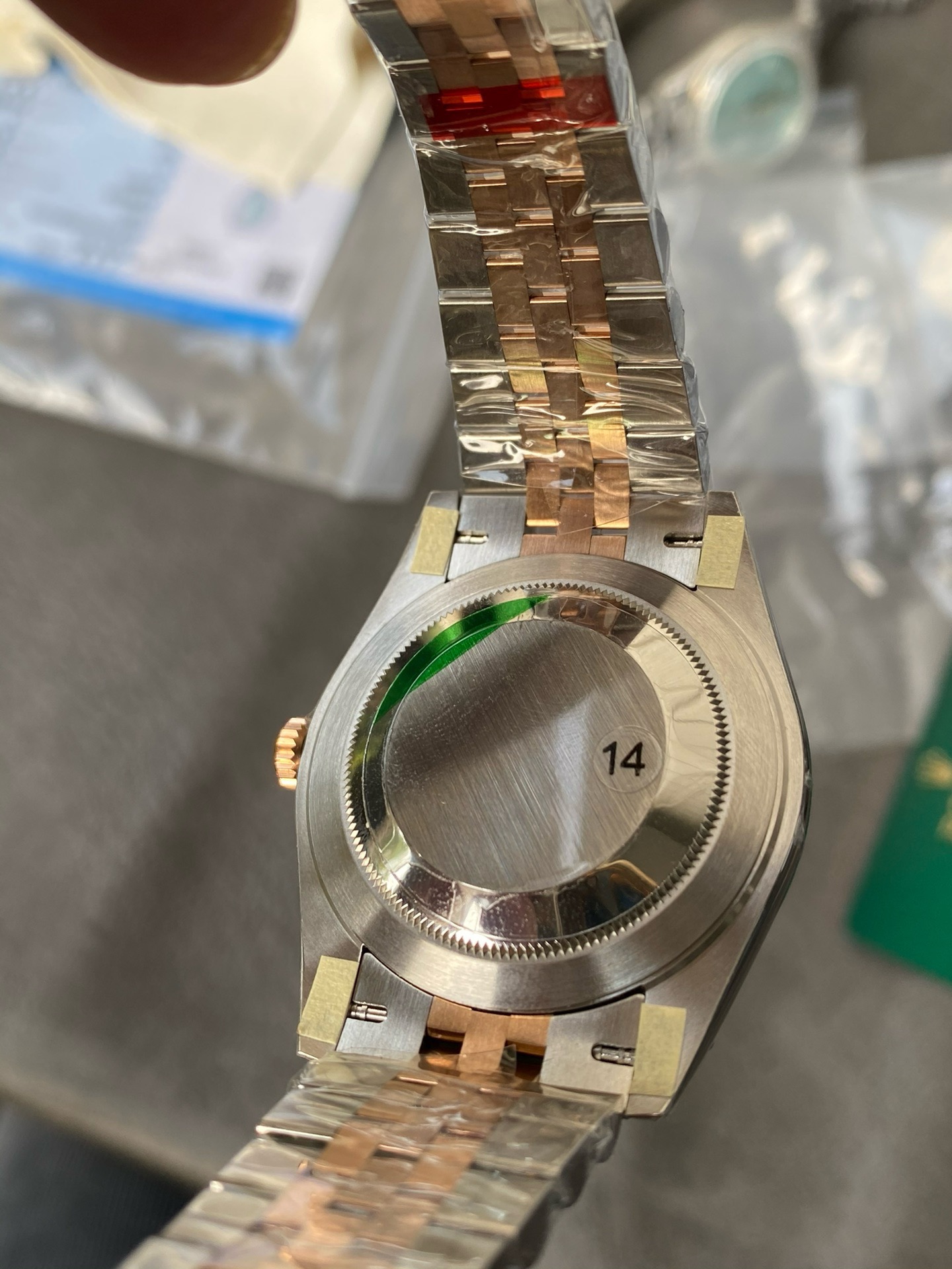 Super Clone Rolex 1:1 Datejust 41mm 126331 3235 Movement – Champagne Dial & Rose Gold Jubilee Bracelet