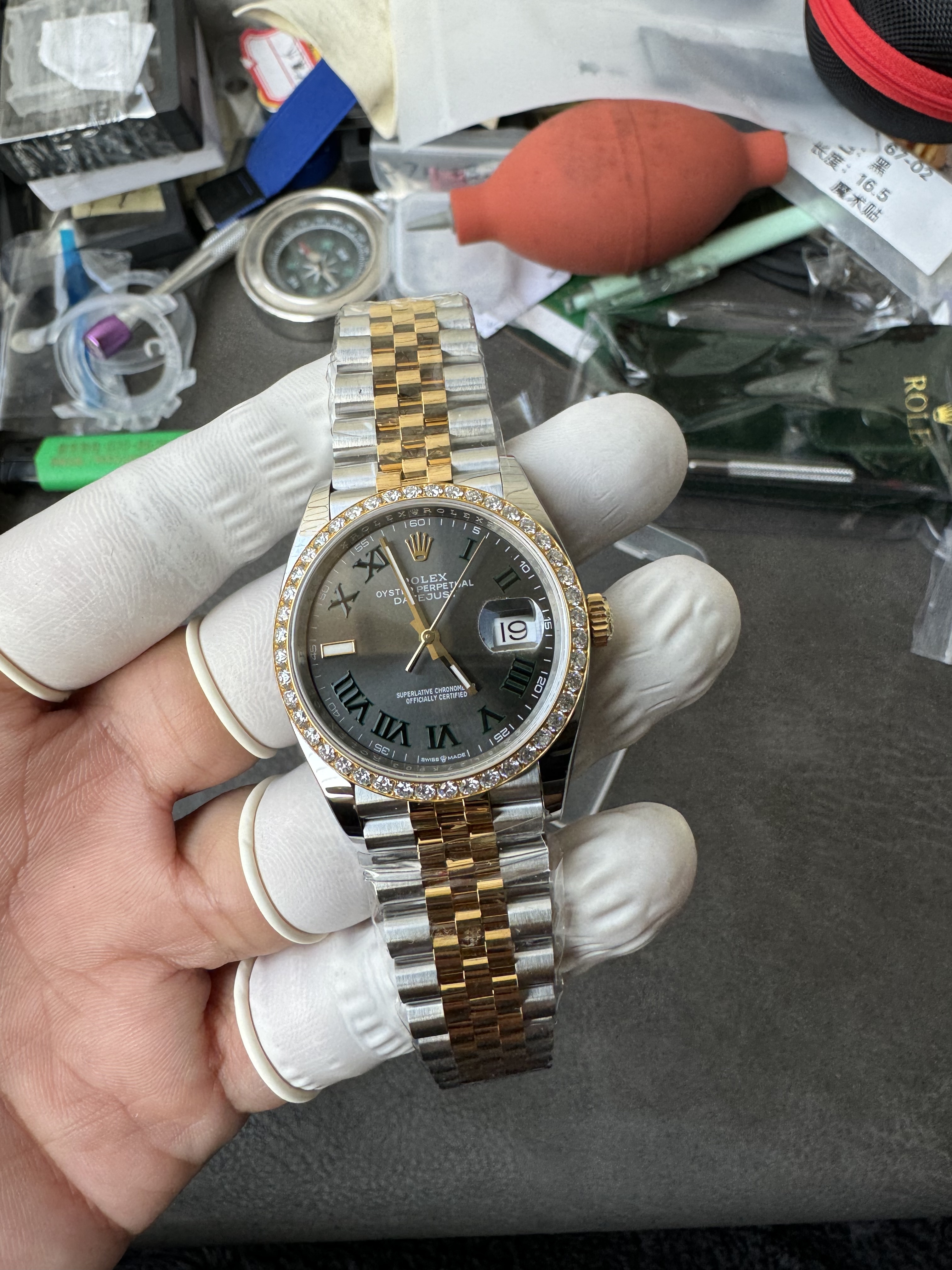 Super Clone 1:1 Rolex Datejust 36mm Olive Green Roman Dial Diamond Bezel – Ref. m126233 | 3235 Movement | Two-Tone Jubilee Bracelet