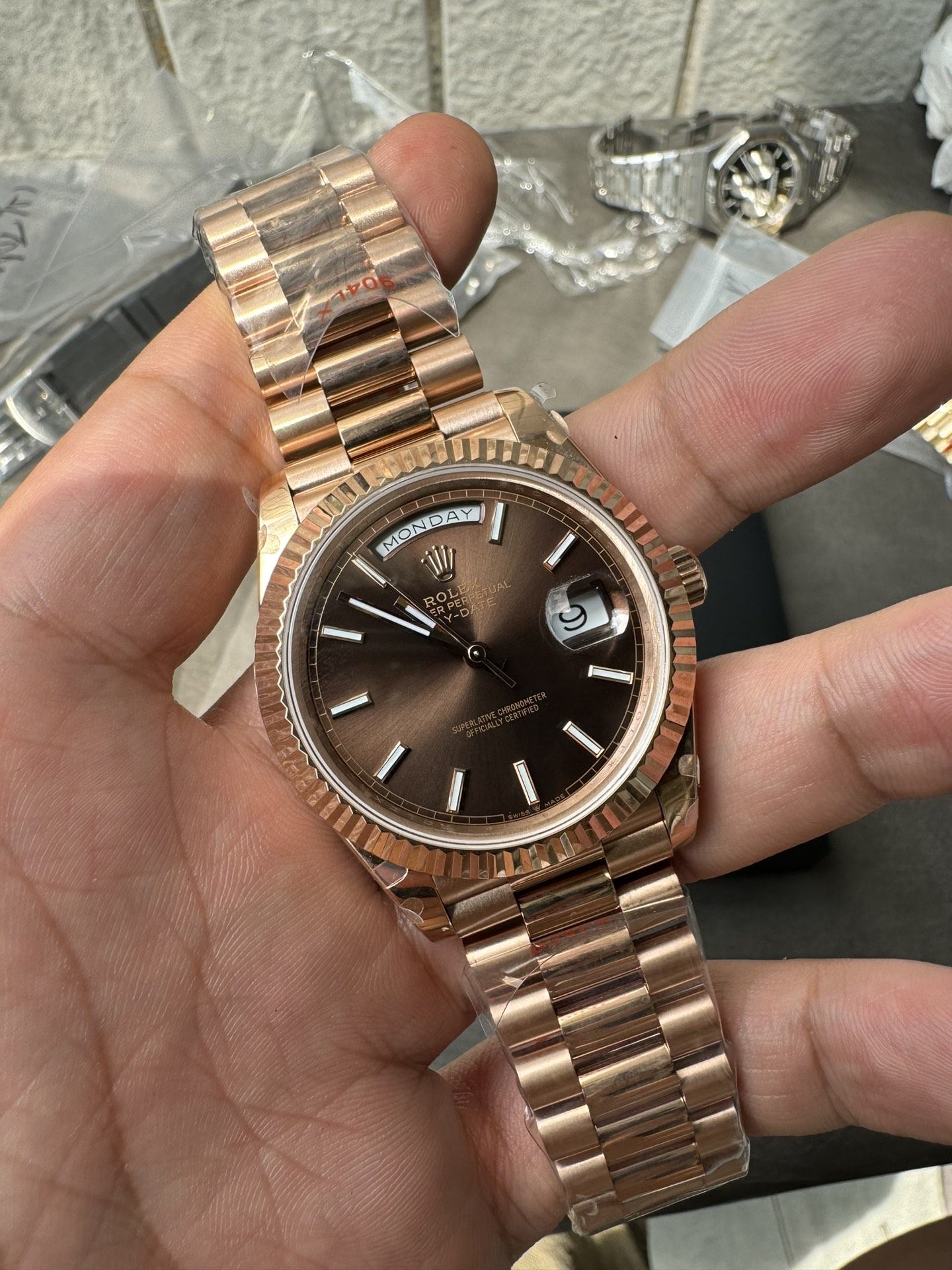 Super Clone Rolex 1:1 Day-Date 40 228235 Chocolate Dial Everose Gold President Watch