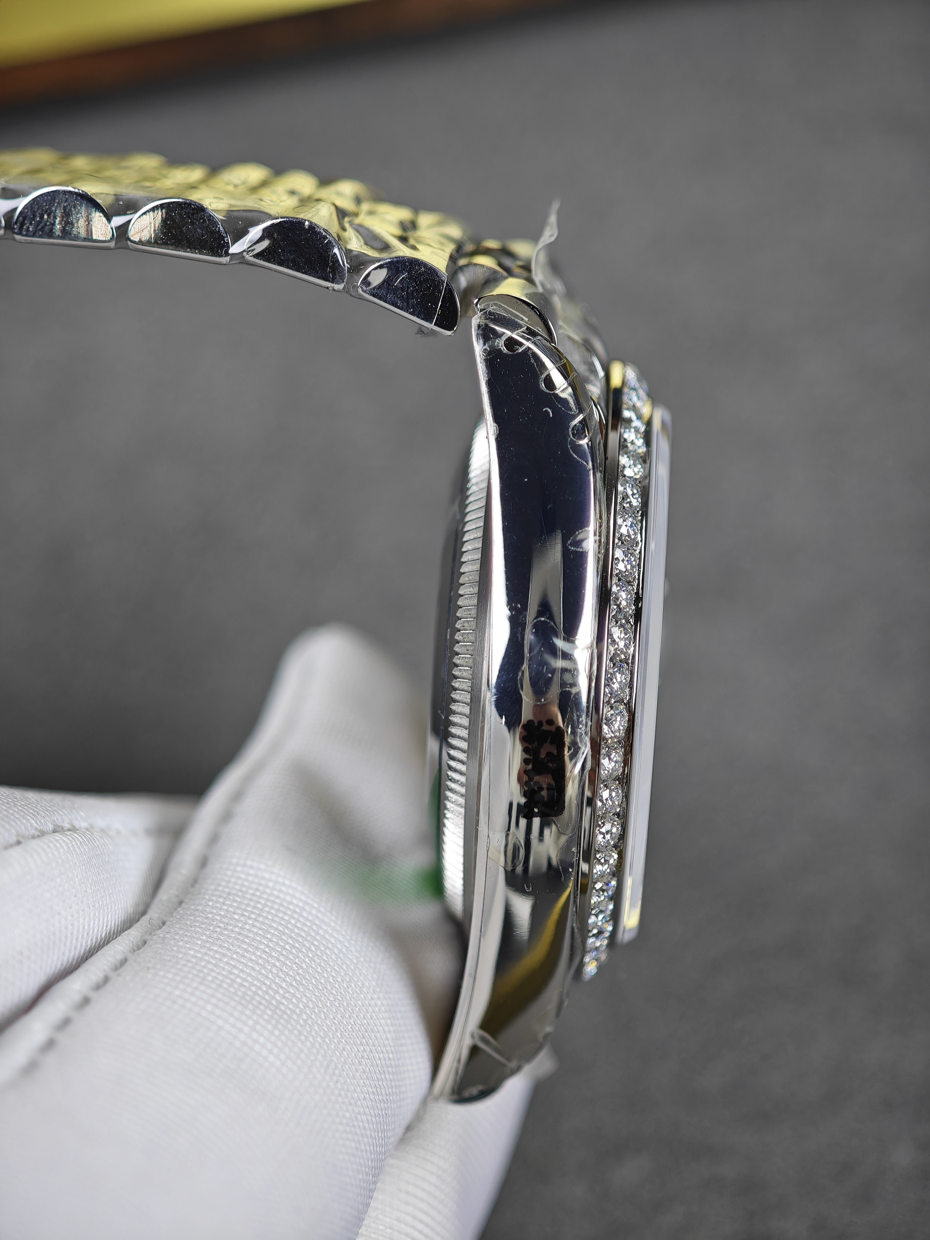 Super Clone Rolex 1:1 Datejust 36mm Green Roman Dial Diamond Bezel Jubilee Bracelet 3235 Movement Watch