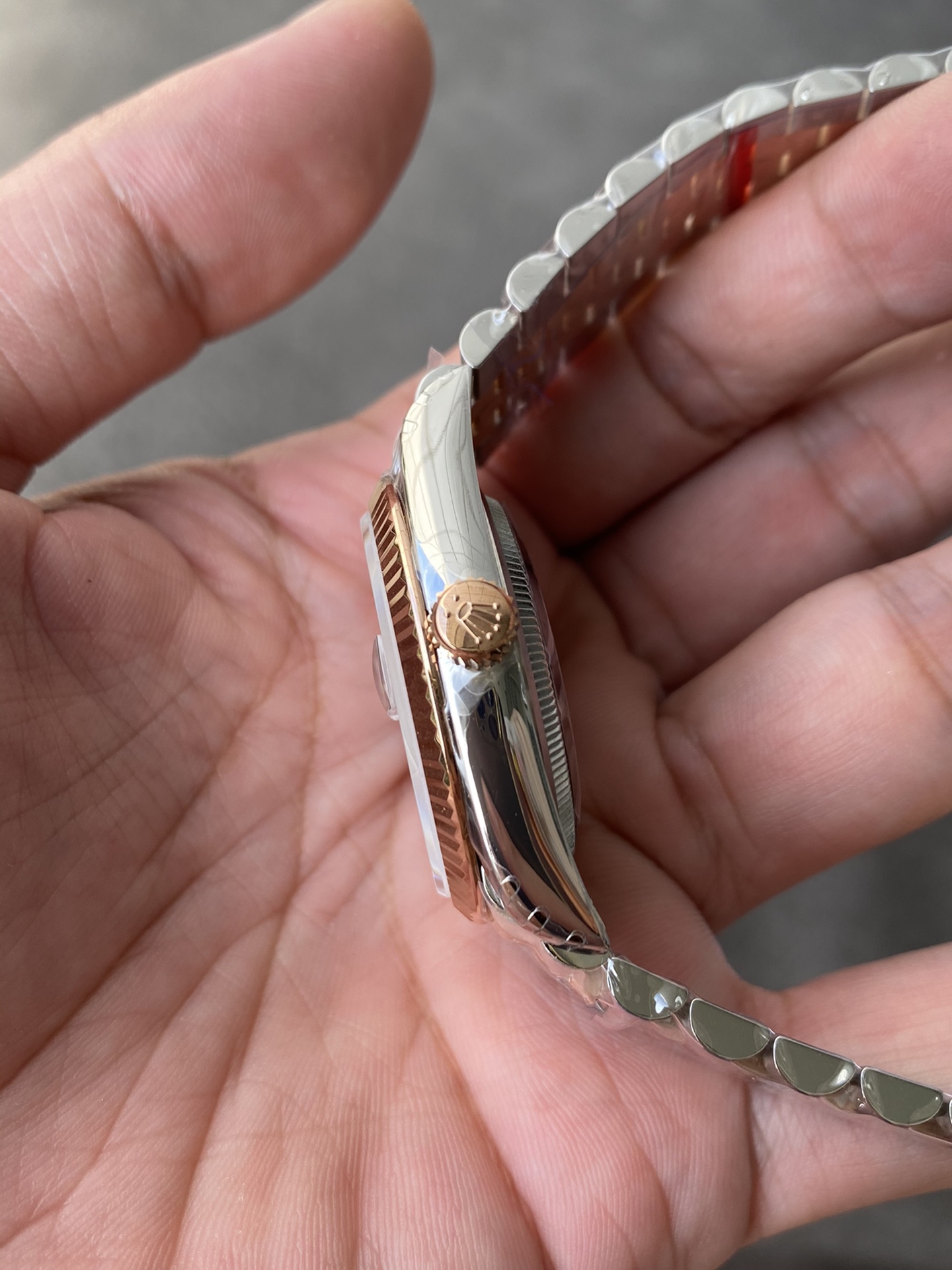 Super Clone Rolex 1:1 Datejust 36mm Olive Green Roman Dial Two-Tone Jubilee Bracelet – 3235 Movement