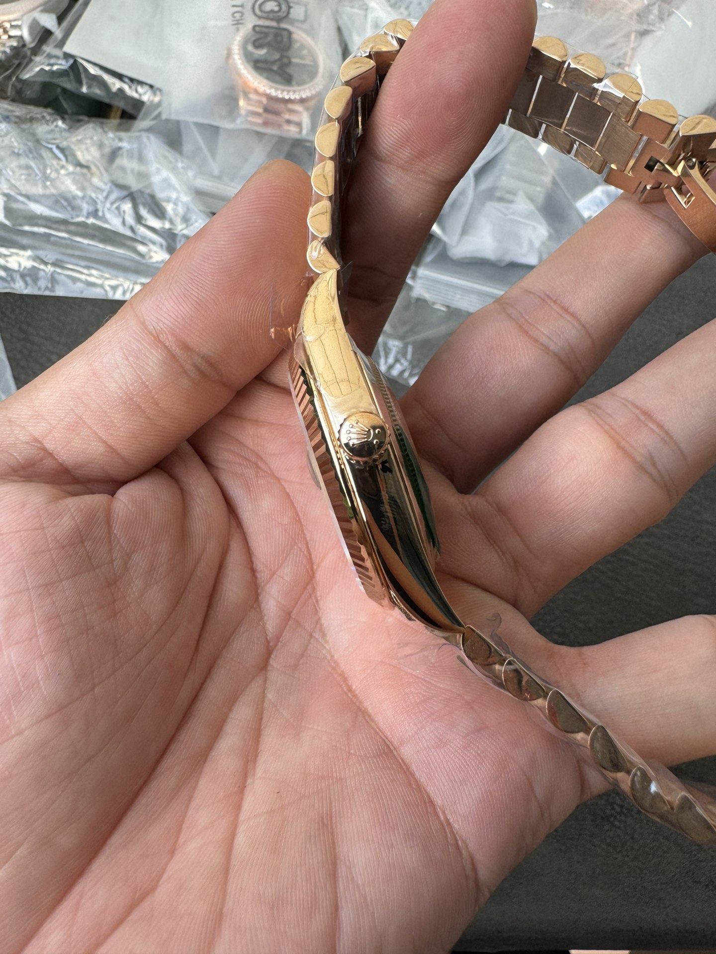 Super Clone Rolex 1:1 Day-Date 40 228235 Olive Green Roman Dial Rose Gold Watch