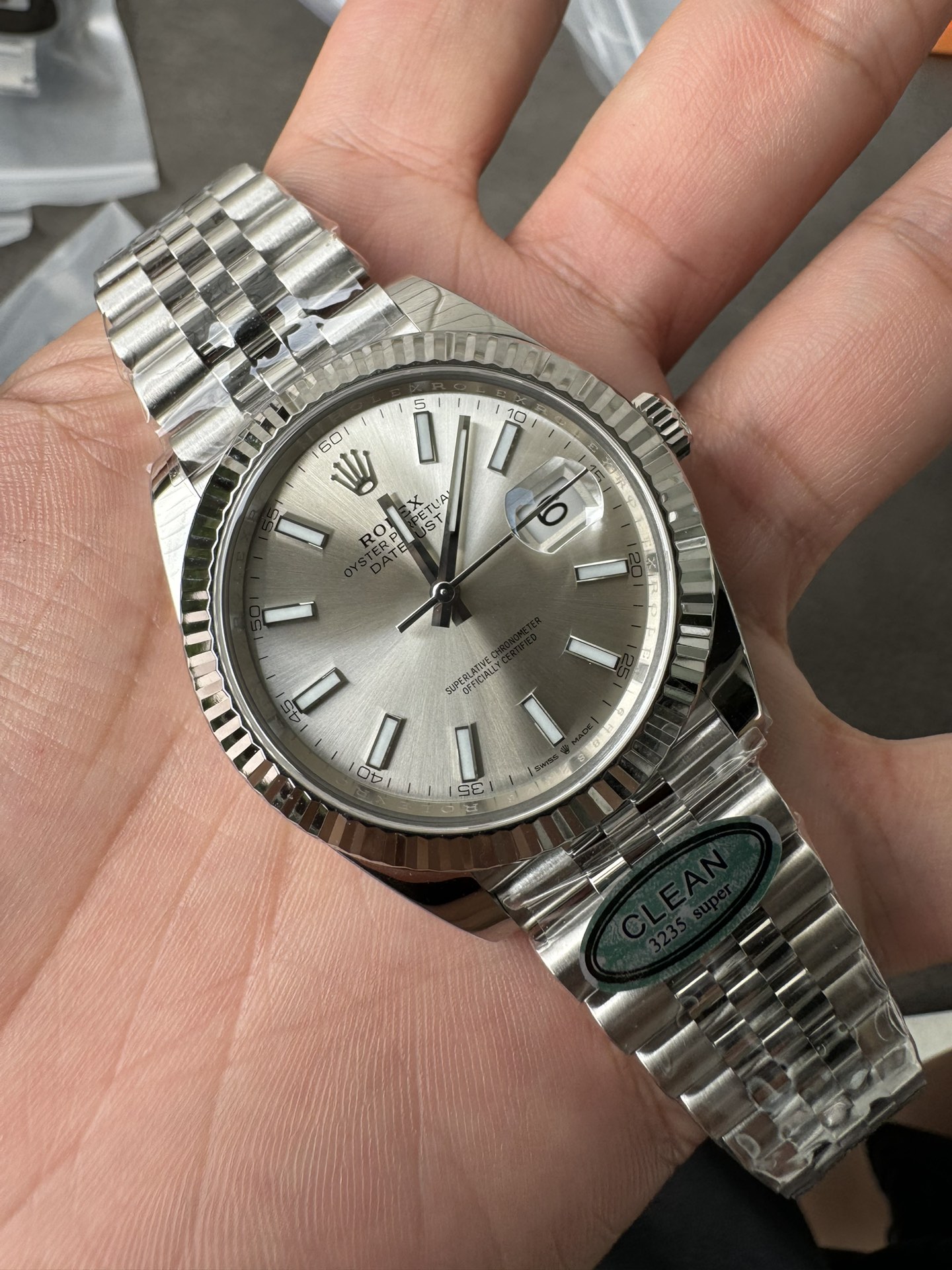 Super Clone Rolex 1:1 Datejust 41mm 126334 3235 Movement – Silver Dial & Stainless Steel Jubilee Bracelet