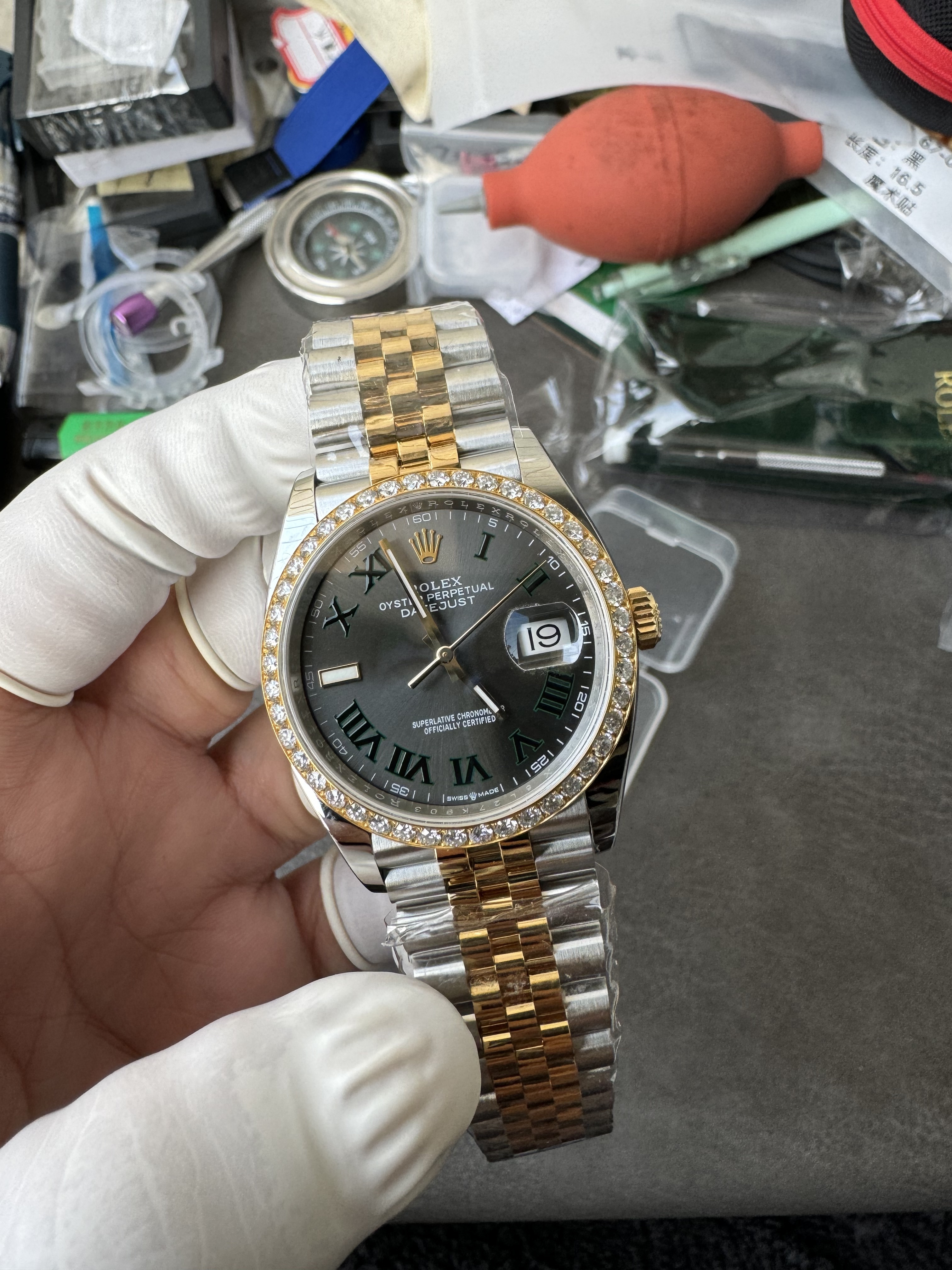 Super Clone 1:1 Rolex Datejust 36mm Olive Green Roman Dial Diamond Bezel – Ref. m126233 | 3235 Movement | Two-Tone Jubilee Bracelet