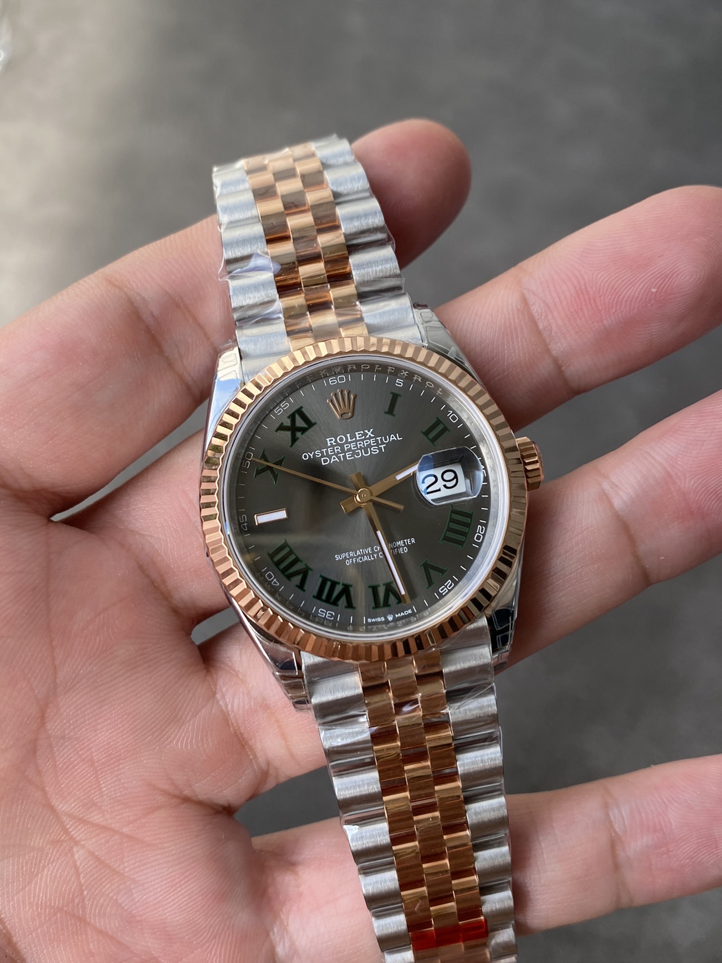 Super Clone Rolex 1:1 Datejust 36mm Olive Green Roman Dial Two-Tone Jubilee Bracelet – 3235 Movement