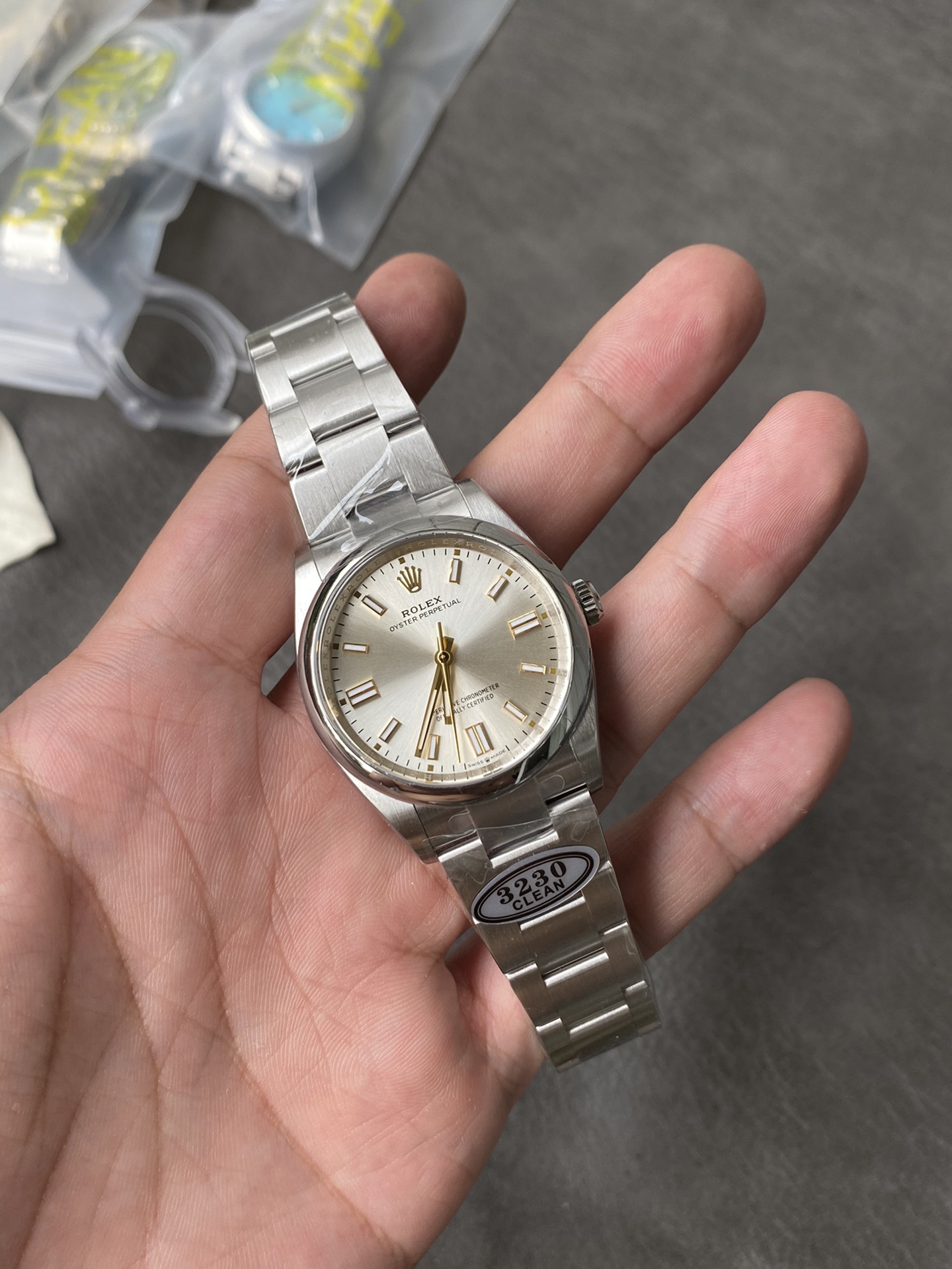 Super Clone Rolex 1:1 Oyster Perpetual 124300 Champagne Dial 41mm  3230 Movement