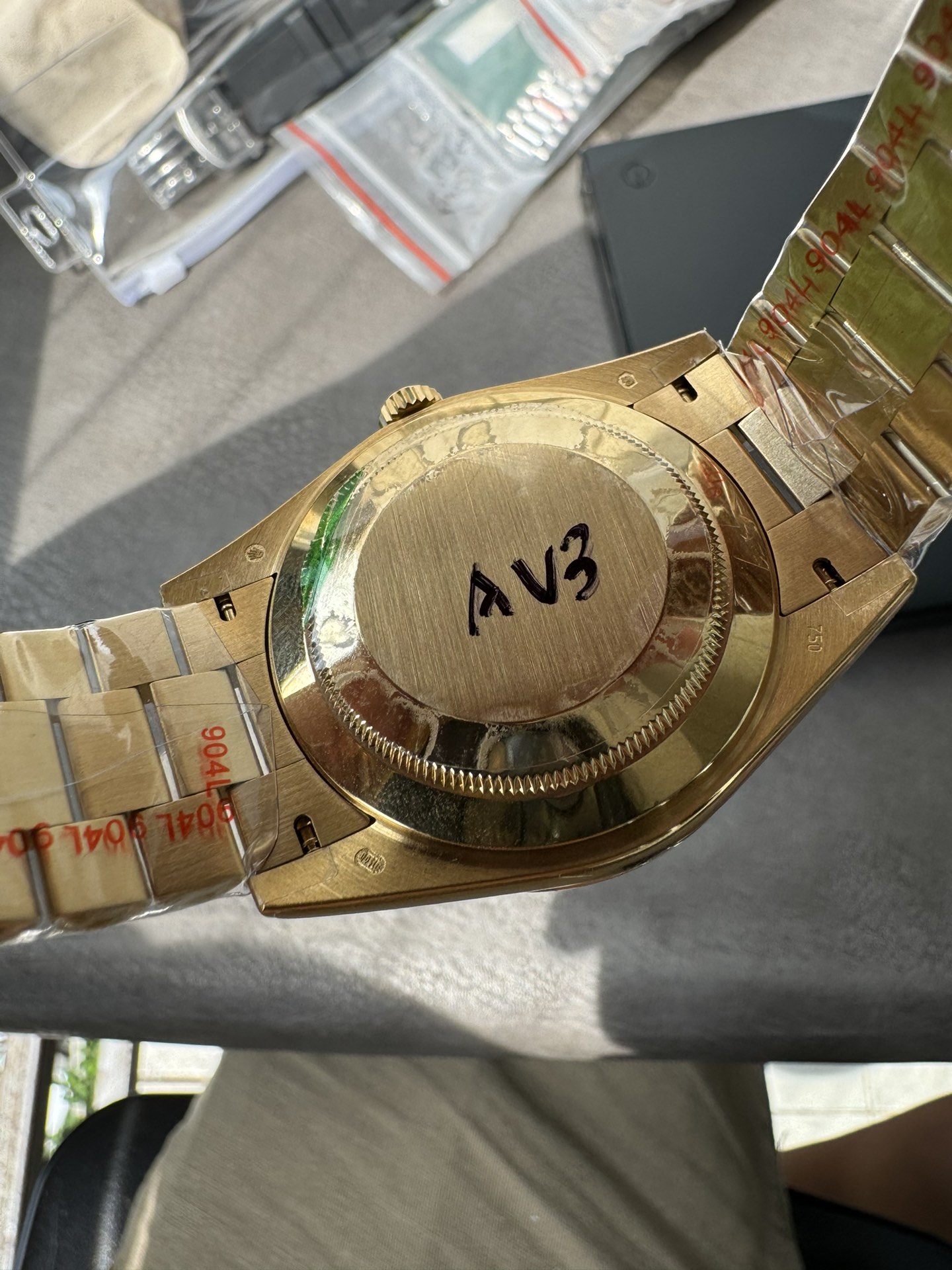 Rolex Day-Date m228238-0004 Yellow gold with Black diamond-set Dial President bracelet (40mm) Super Clone