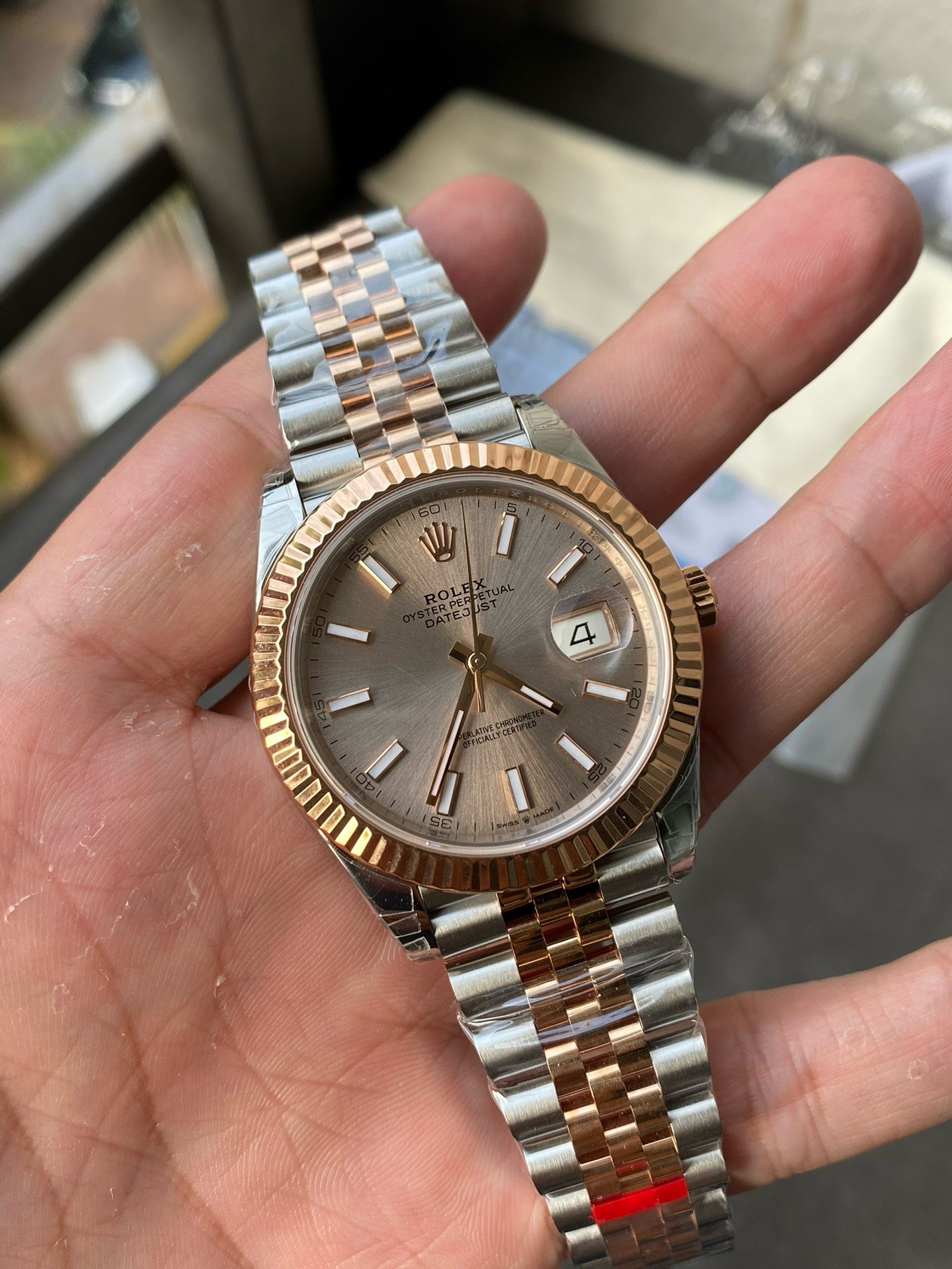 Super Clone Rolex 1:1 Datejust 41mm 126331 3235 Movement – Champagne Dial & Rose Gold Jubilee Bracelet