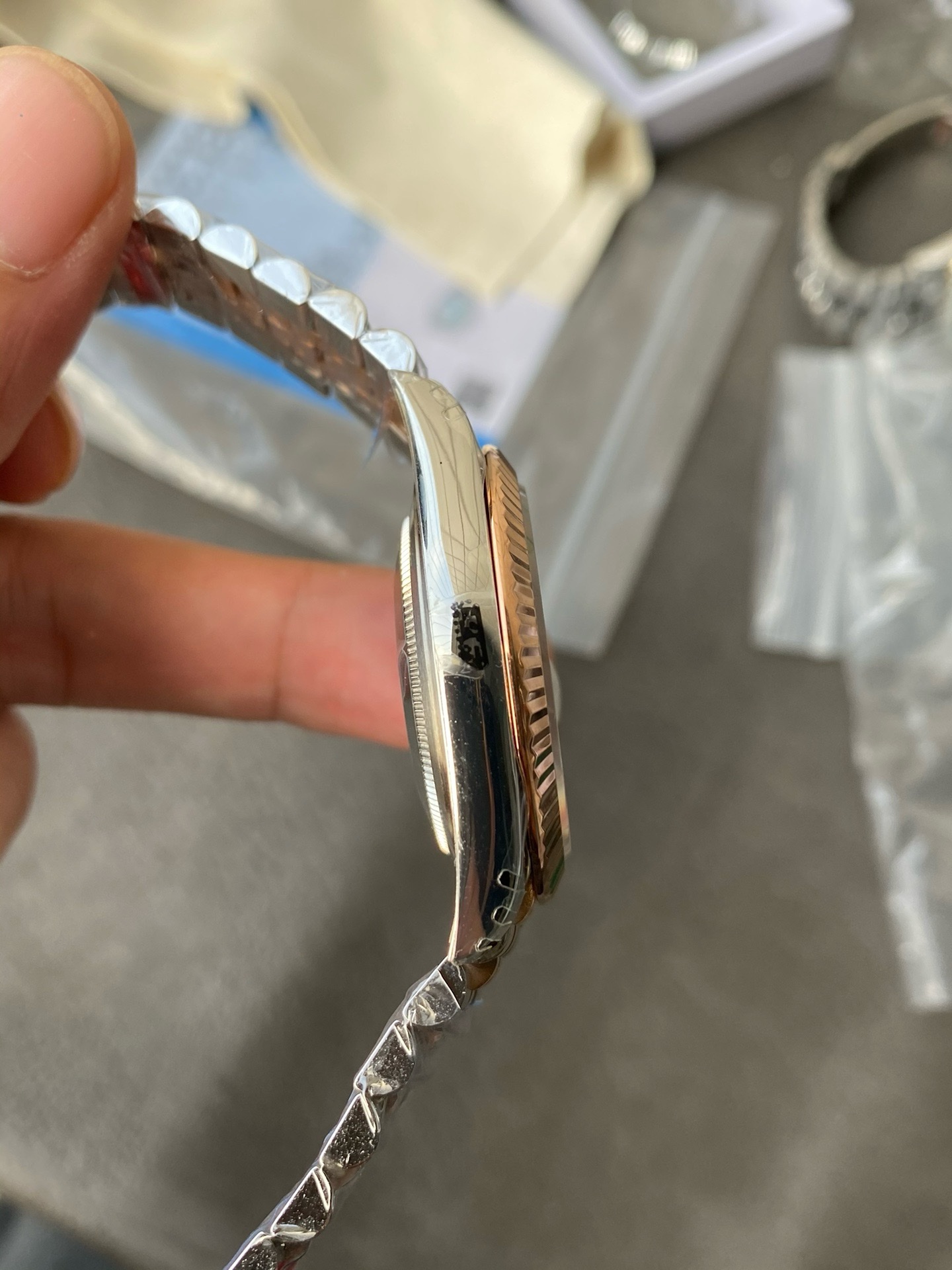 Super Clone Rolex 1:1 Datejust 41mm 126331 3235 Movement – Champagne Dial & Rose Gold Jubilee Bracelet