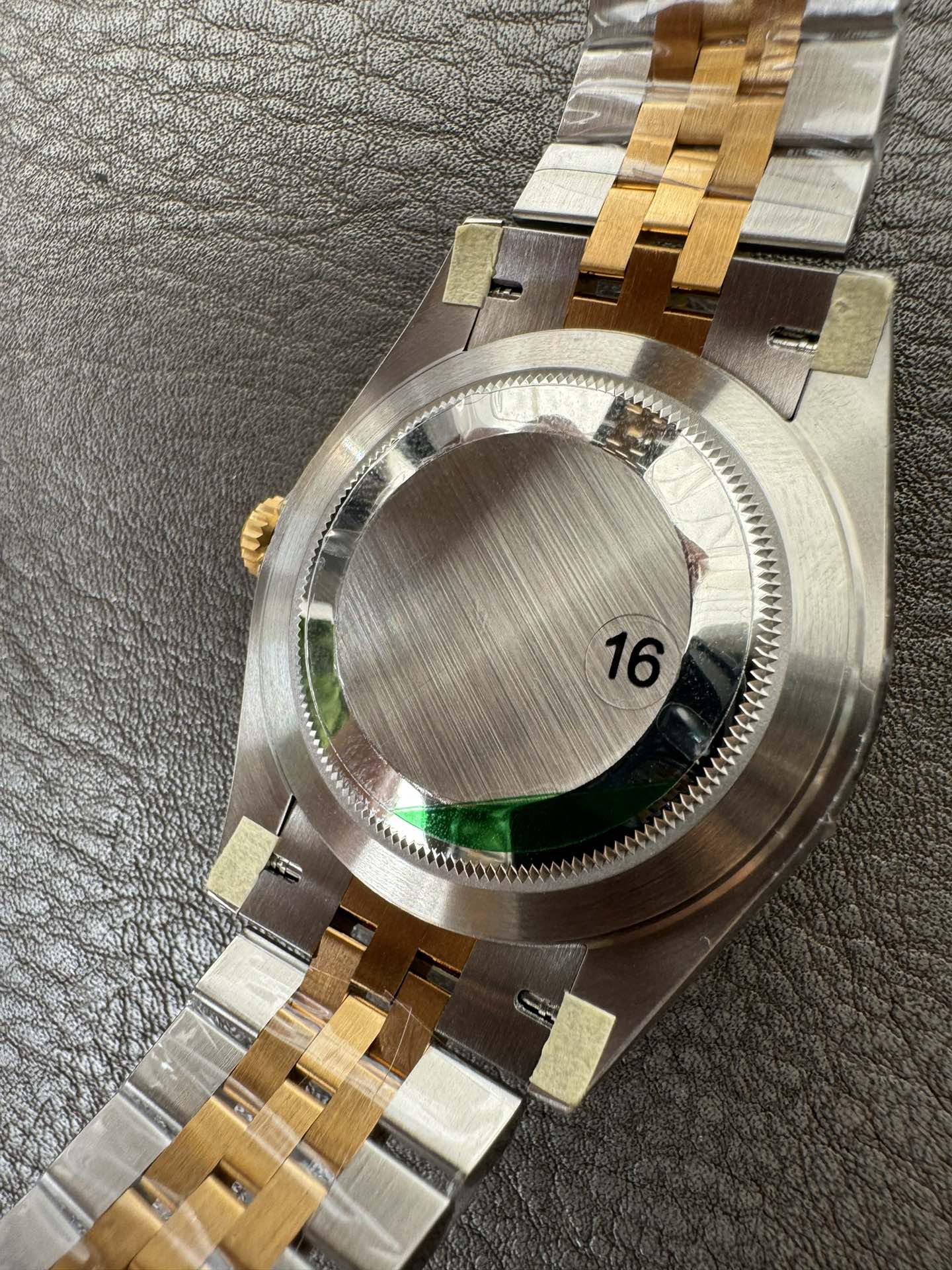 Super Clone Rolex 1:1 Datejust 126233 3235 Movement – Gold Brick Pattern Dial & Two-Tone Jubilee Bracelet