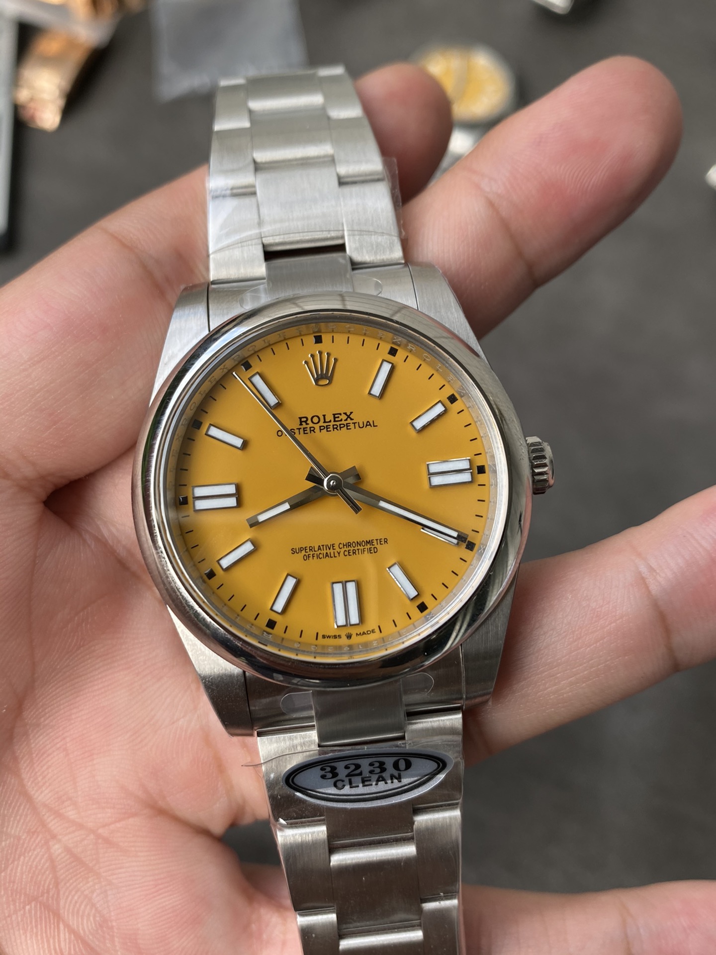 Super Clone Rolex 1:1 Oyster Perpetual 124300 yellow Dial 41mm 3230 Movement