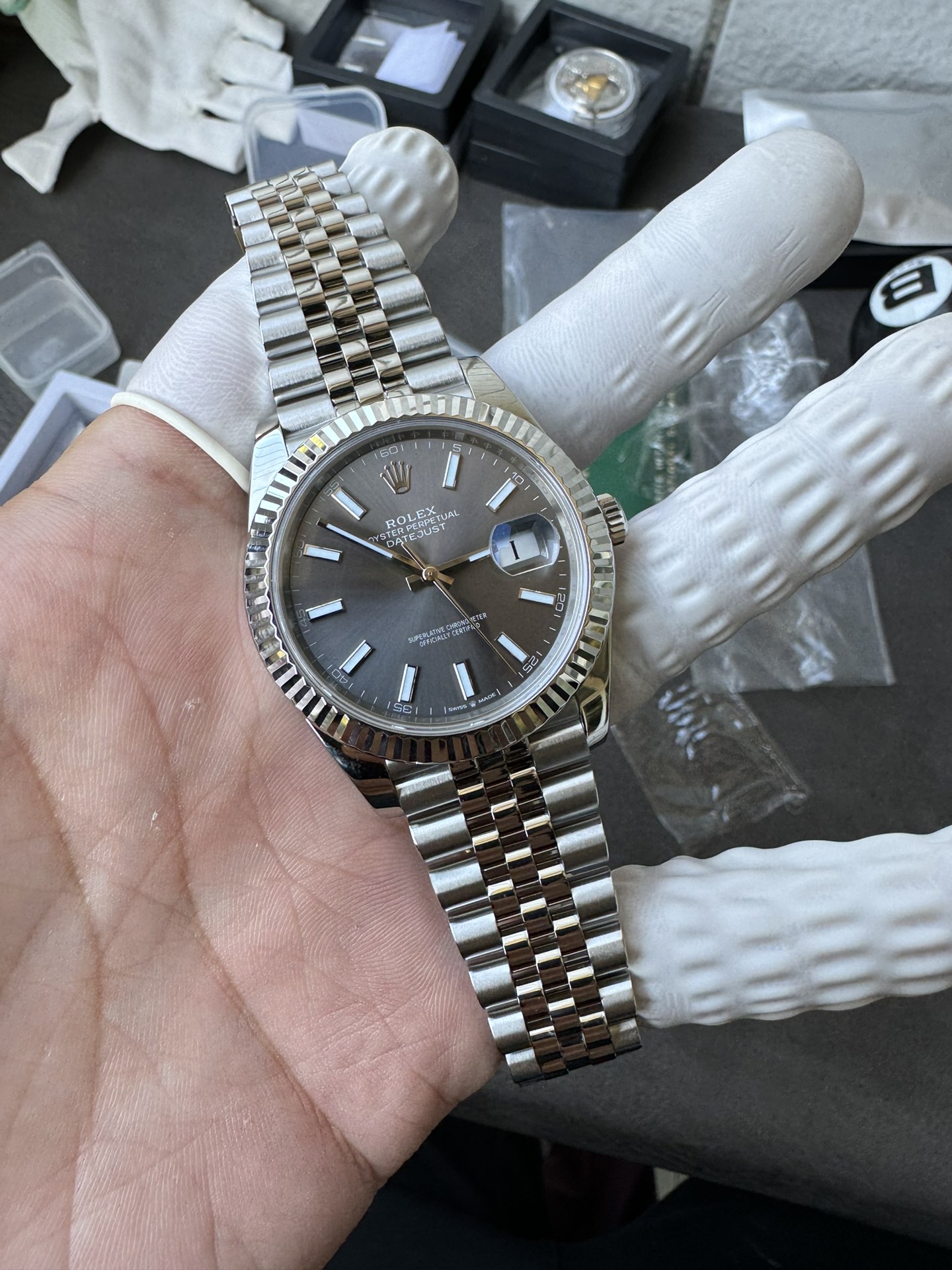 Super Clone 1:1 Rolex Datejust 41mm m126334 | Slate Grey Sunburst Dial | Fluted Bezel | Jubilee Bracelet | 3235 Movement