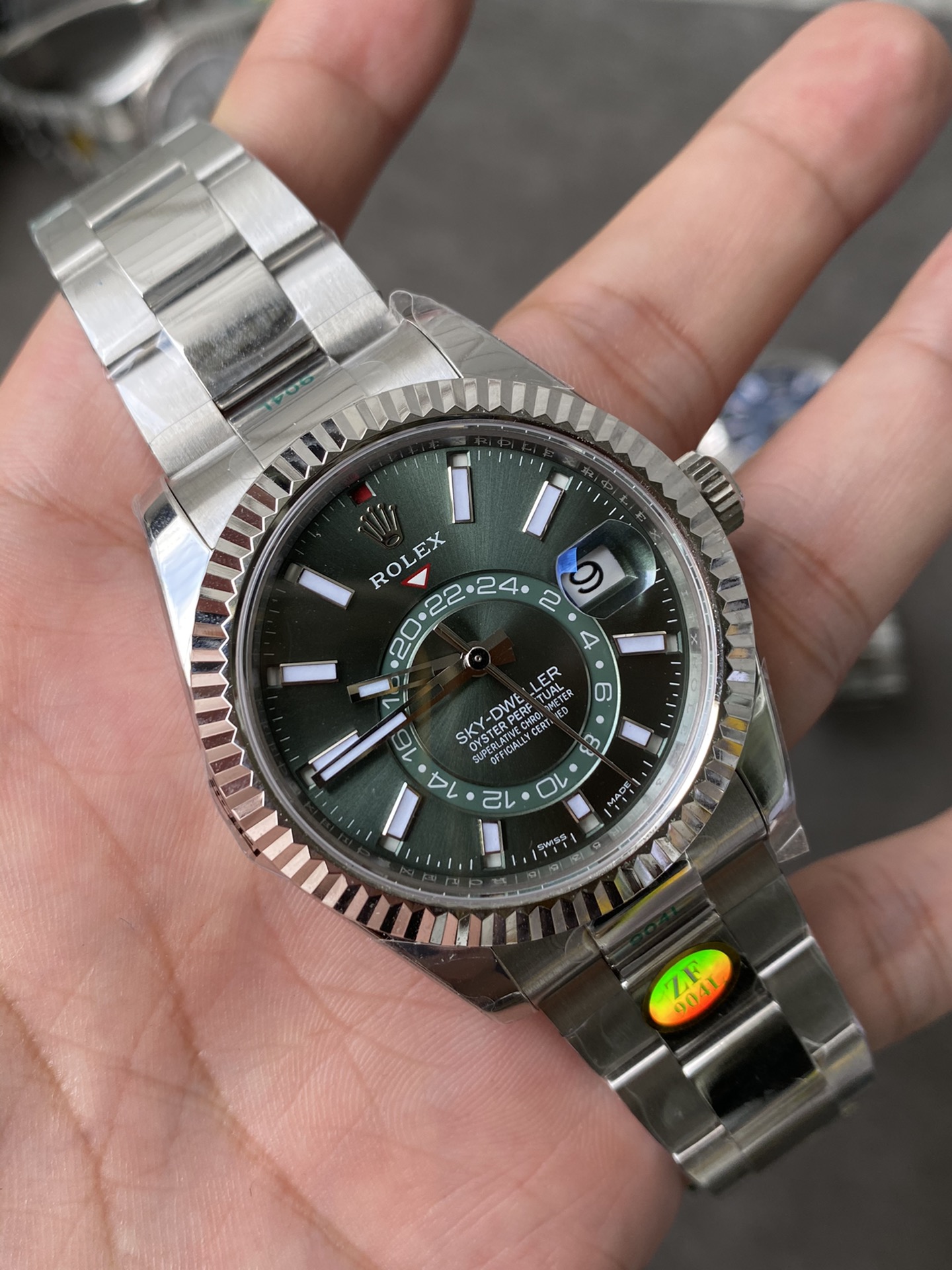 Super Clone Rolex 1:1 Sky-Dweller Green Dial 326934 42mm Annual Calendar 9001 Movement