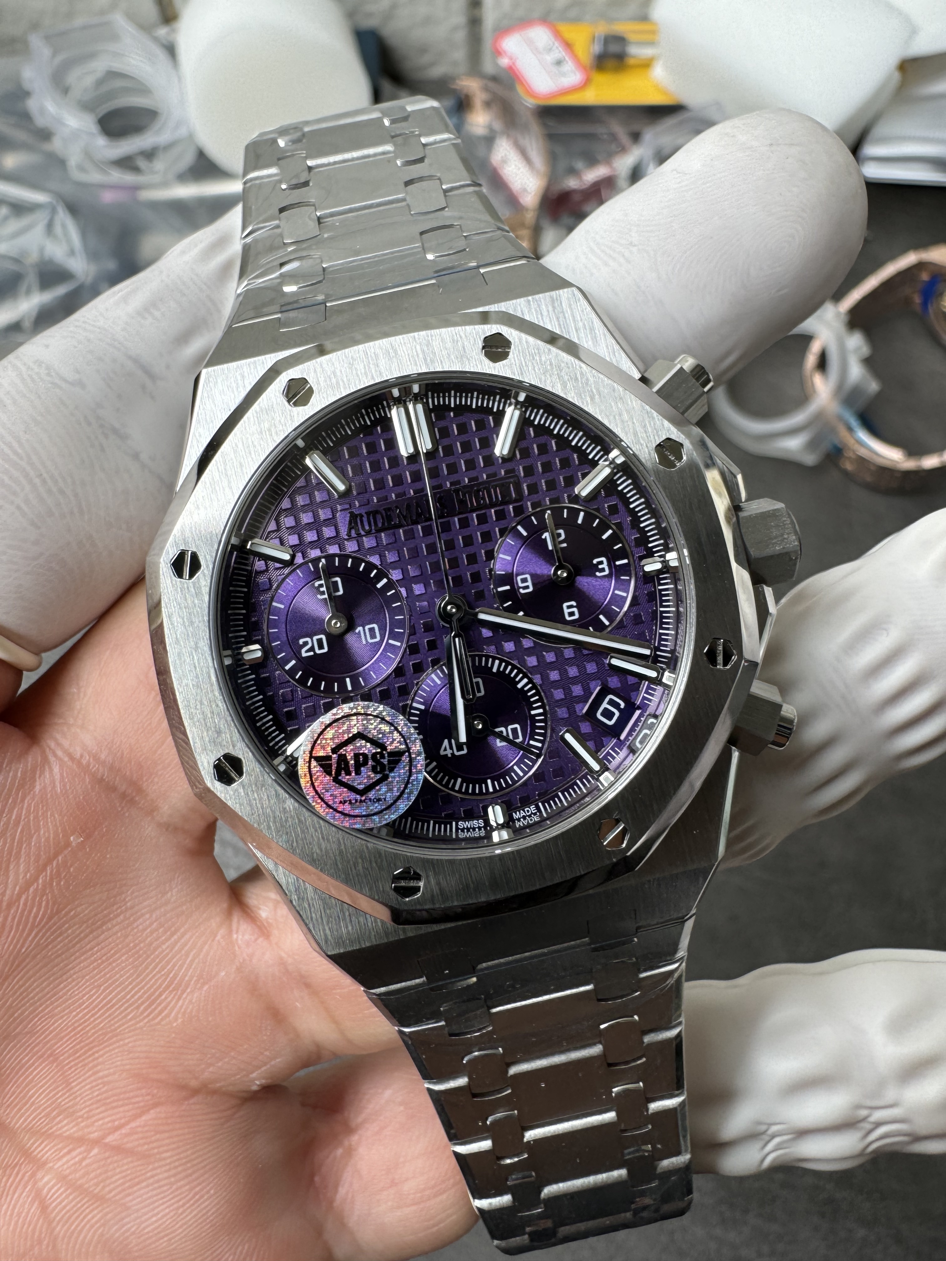 Super Clone Audemars Piguet 1:1 Royal Oak Chronograph 26240 Watches – 41mm Stainless Steel with Purple Dial