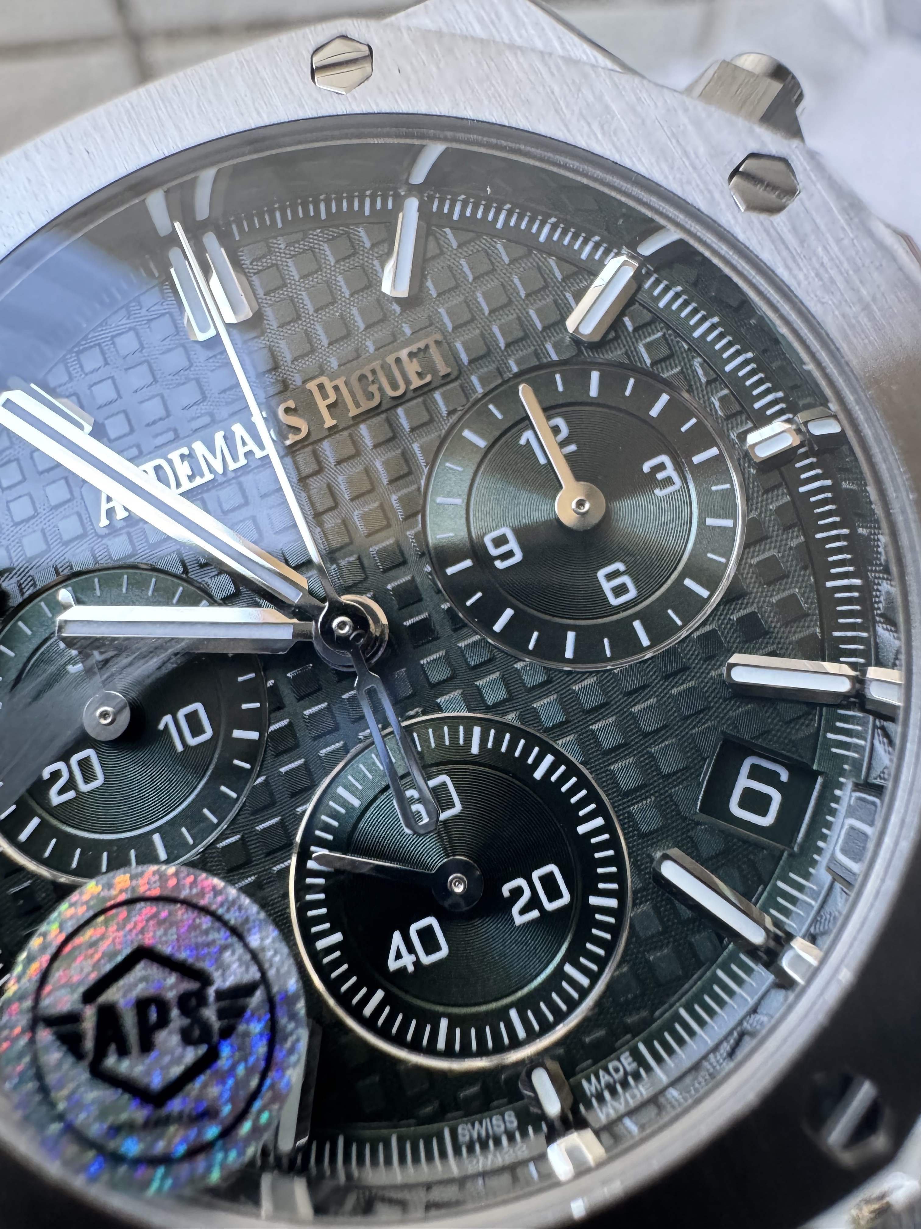 Super Clone Audemars Piguet 1:1 Royal Oak Chronograph 26240ST Watches – 41mm Steel with Green “Grande Tapisserie” Dial