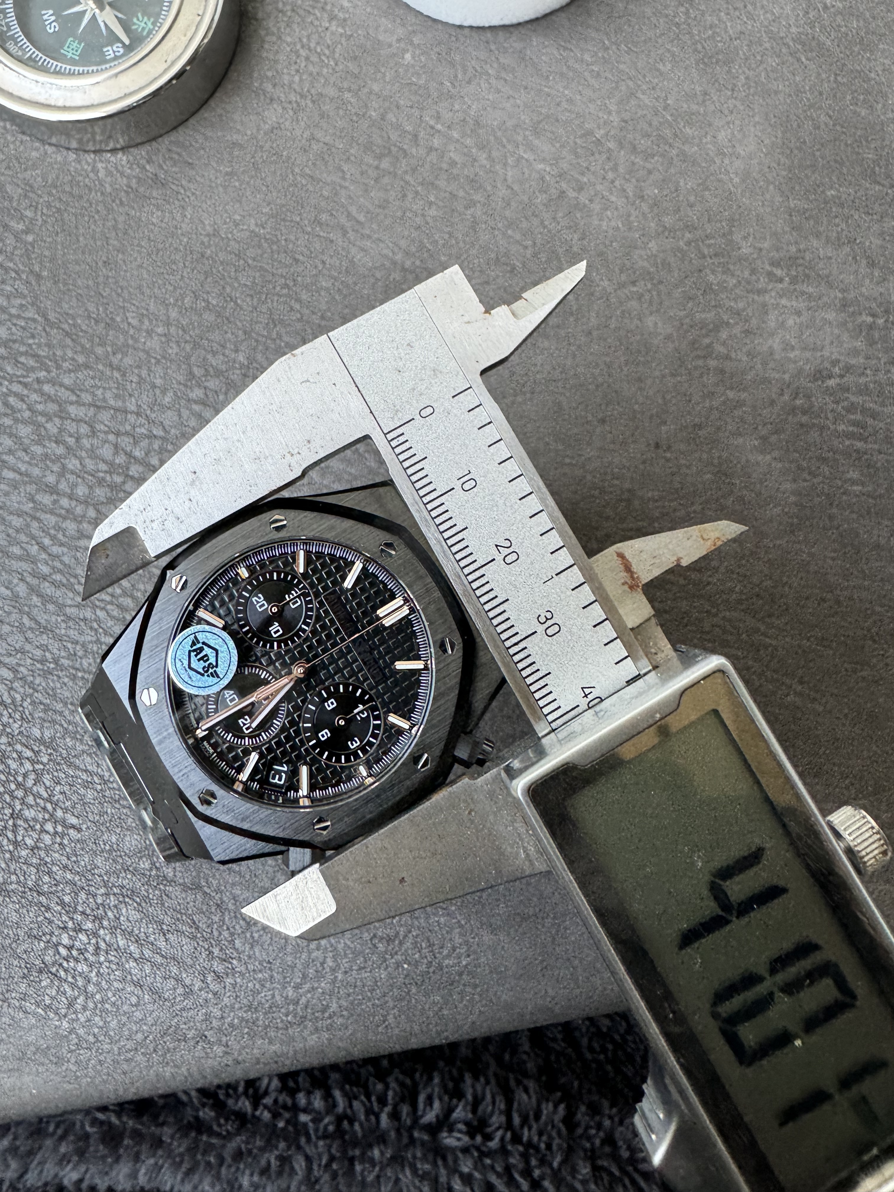 Super Clone Audemars Piguet 1:1 Royal Oak Chronograph 26240 Watches – 41mm Full Black Ceramic with Black “Grande Tapisserie” Dial