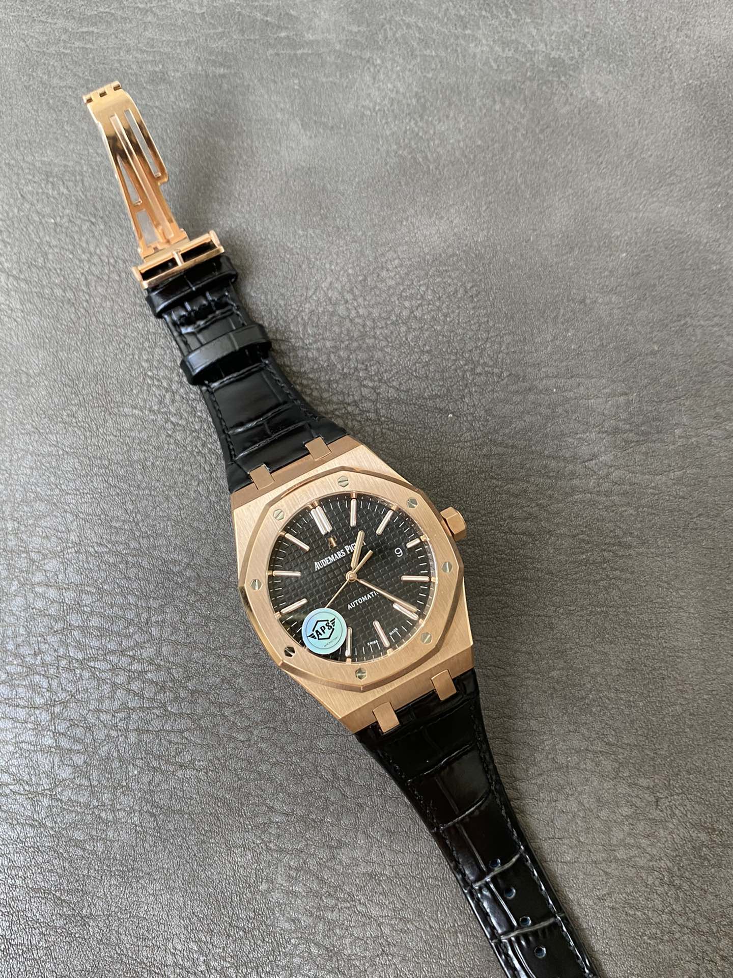Super Clone Audemars Piguet 1:1 Royal Oak 15400 Watches – 41mm Rose Gold with Black Dial & Leather Strap