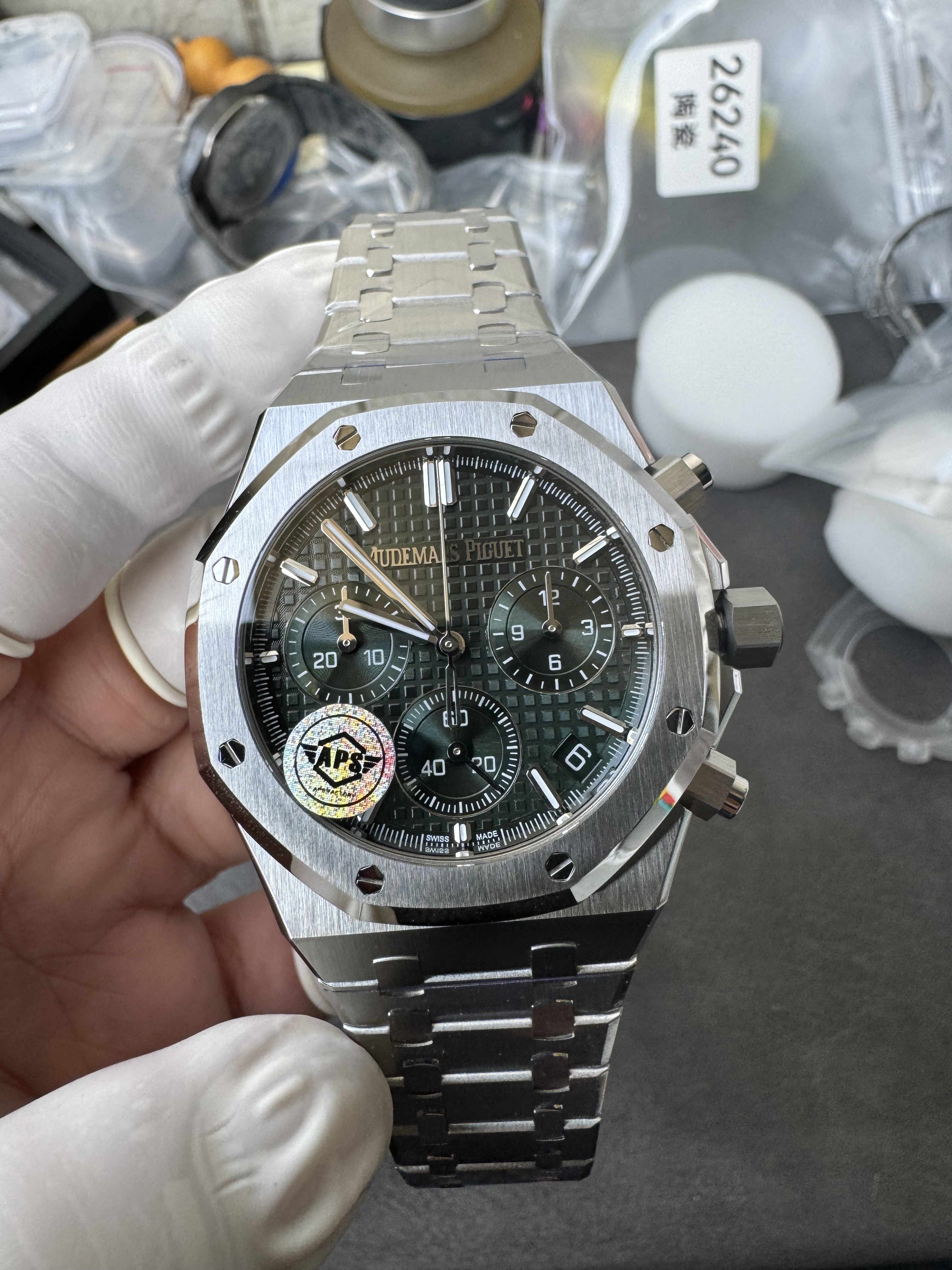 Super Clone Audemars Piguet 1:1 Royal Oak Chronograph 26240ST Watches – 41mm Steel with Green “Grande Tapisserie” Dial