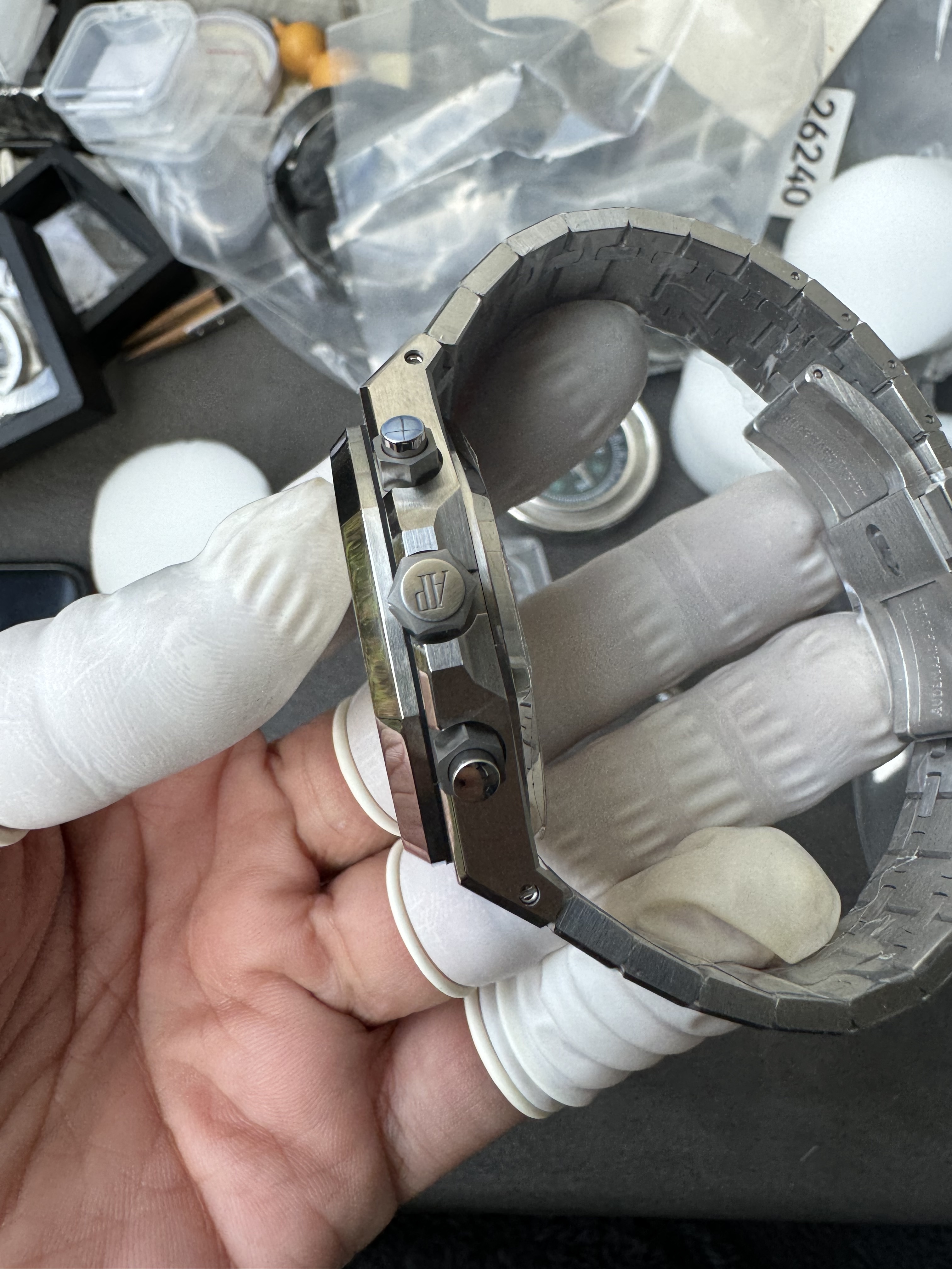 Super Clone Audemars Piguet 1:1 Royal Oak Chronograph 26240ST Watches – 41mm Steel with Silver “Grande Tapisserie” Dial