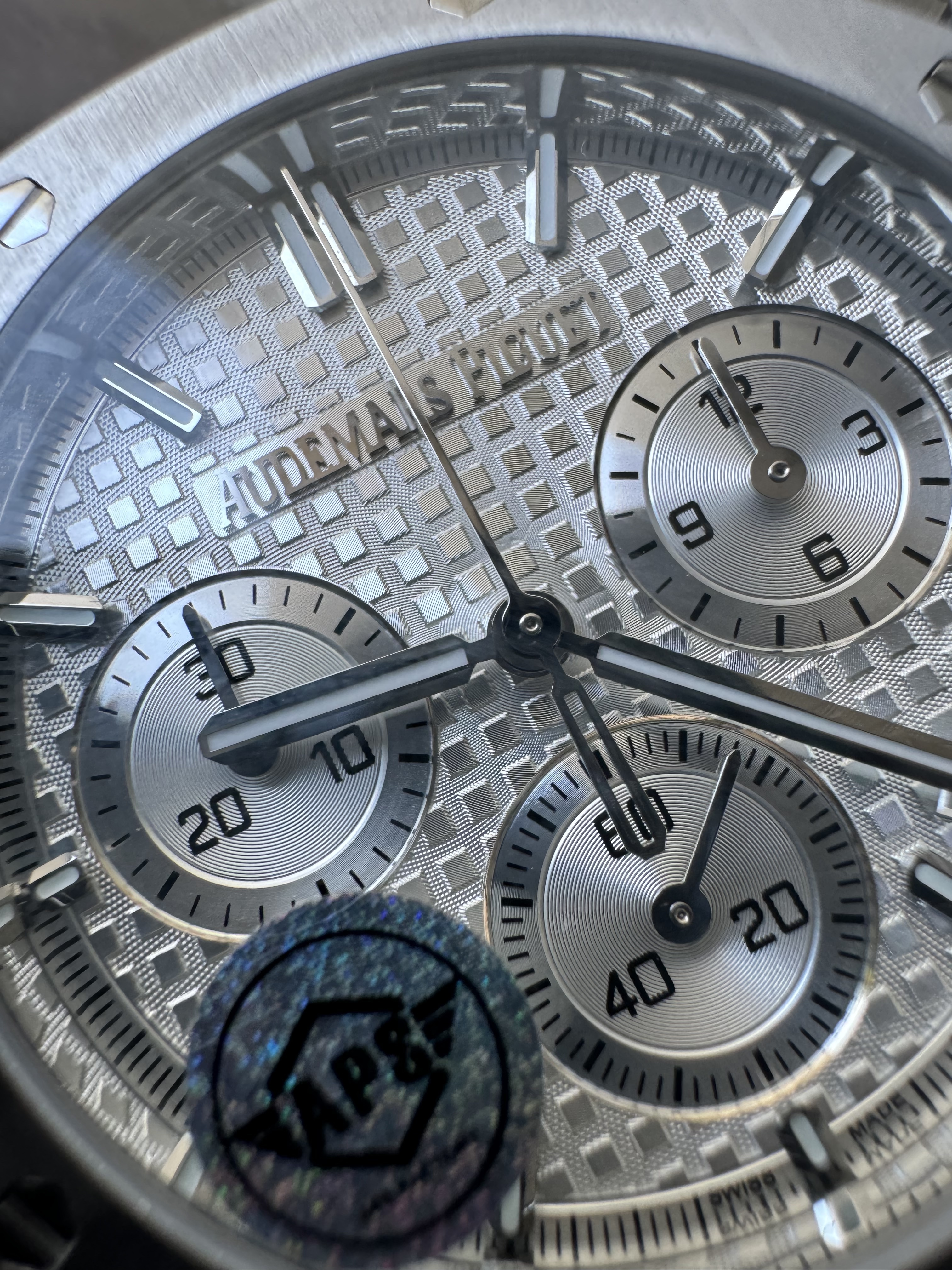 Super Clone Audemars Piguet 1:1 Royal Oak Chronograph 26240ST Watches – 41mm Steel with Silver “Grande Tapisserie” Dial