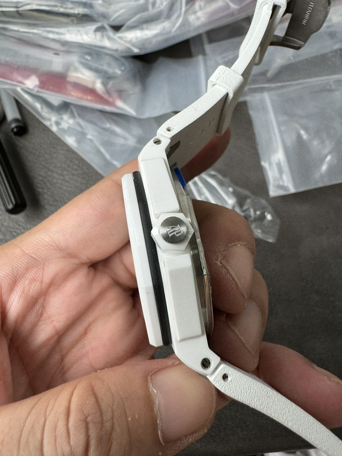 Super Clone Audemars Piguet 1:1 Royal Oak Offshore Diver 15707CB Watches – 42mm White Ceramic with White Dial